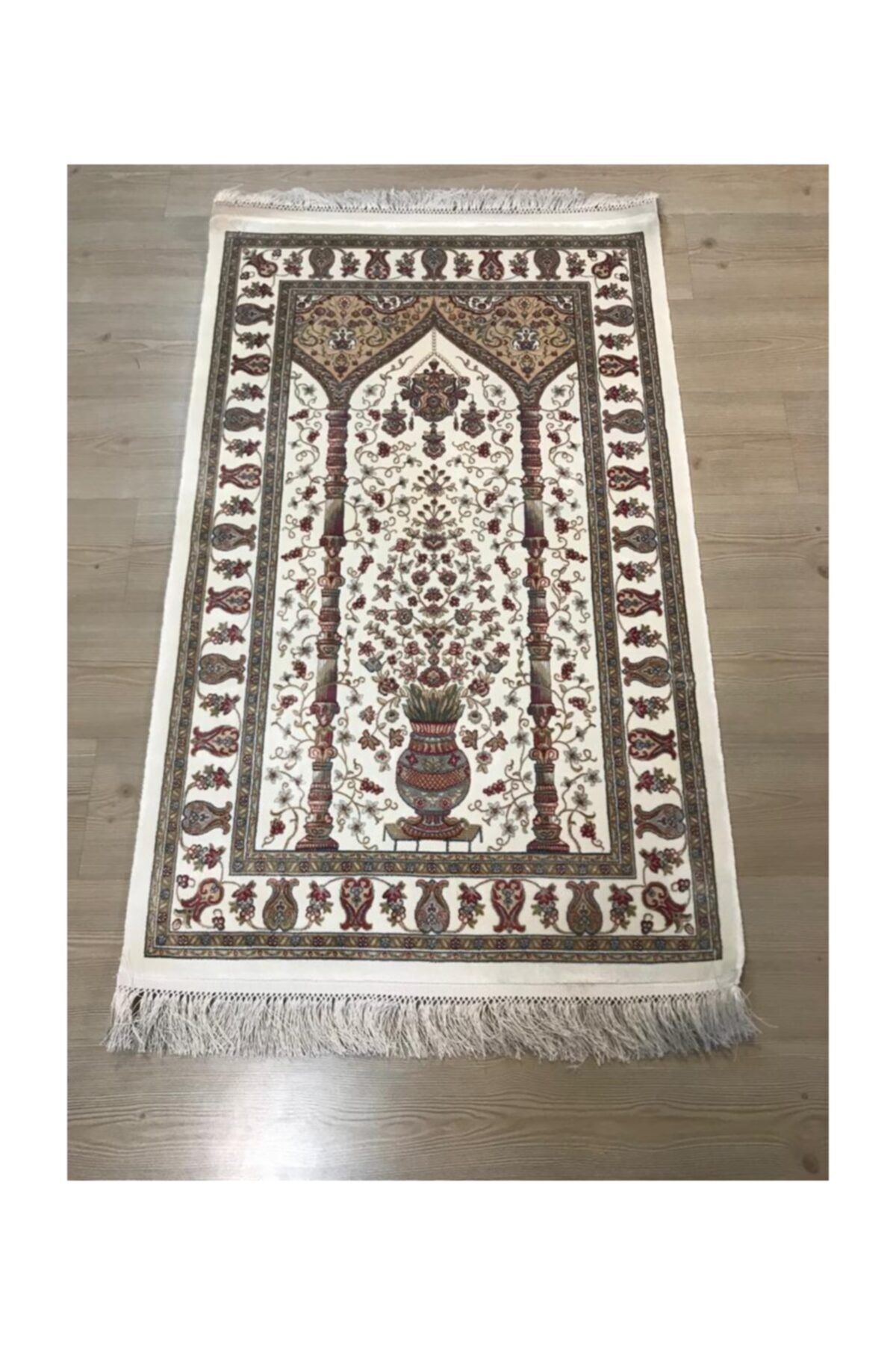 ipek hali ipek seccade parlak ozel tezgah namazla beyaz seccade fiyati yorumlari trendyol