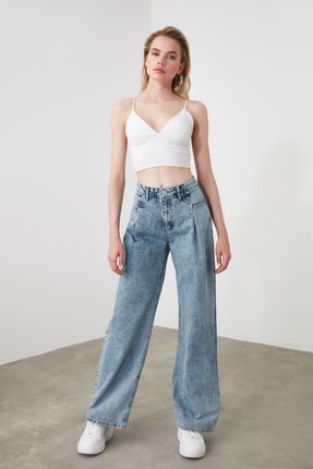 TRENDYOLMİLLA Mavi Cep Detaylı Y&uuml;ksek Bel Wide Leg Jeans TWOSS20JE0143