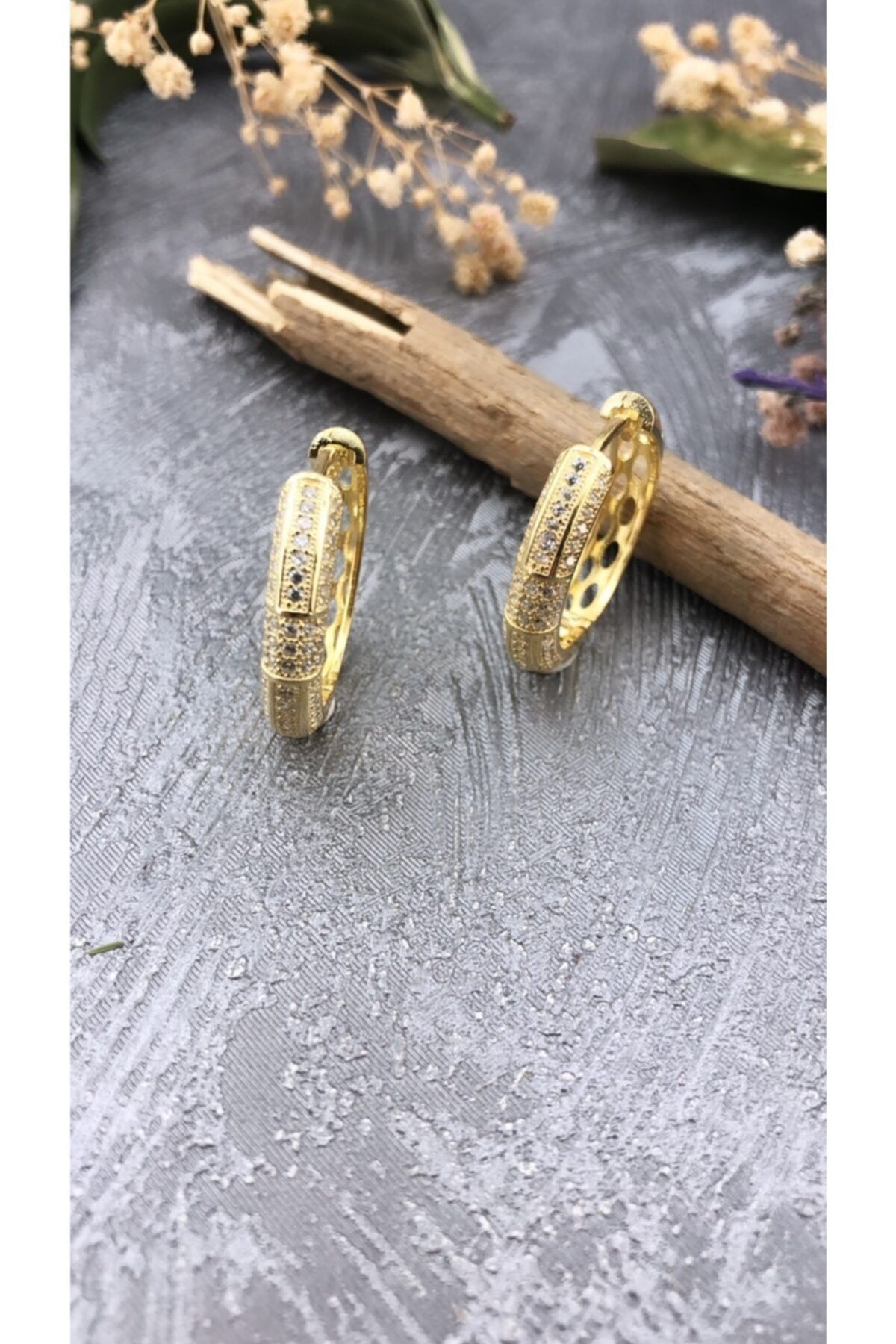 Joel Jewelry Zirkon Taşlı Altın Kaplamalı Modern Gümüş Halka Küpe