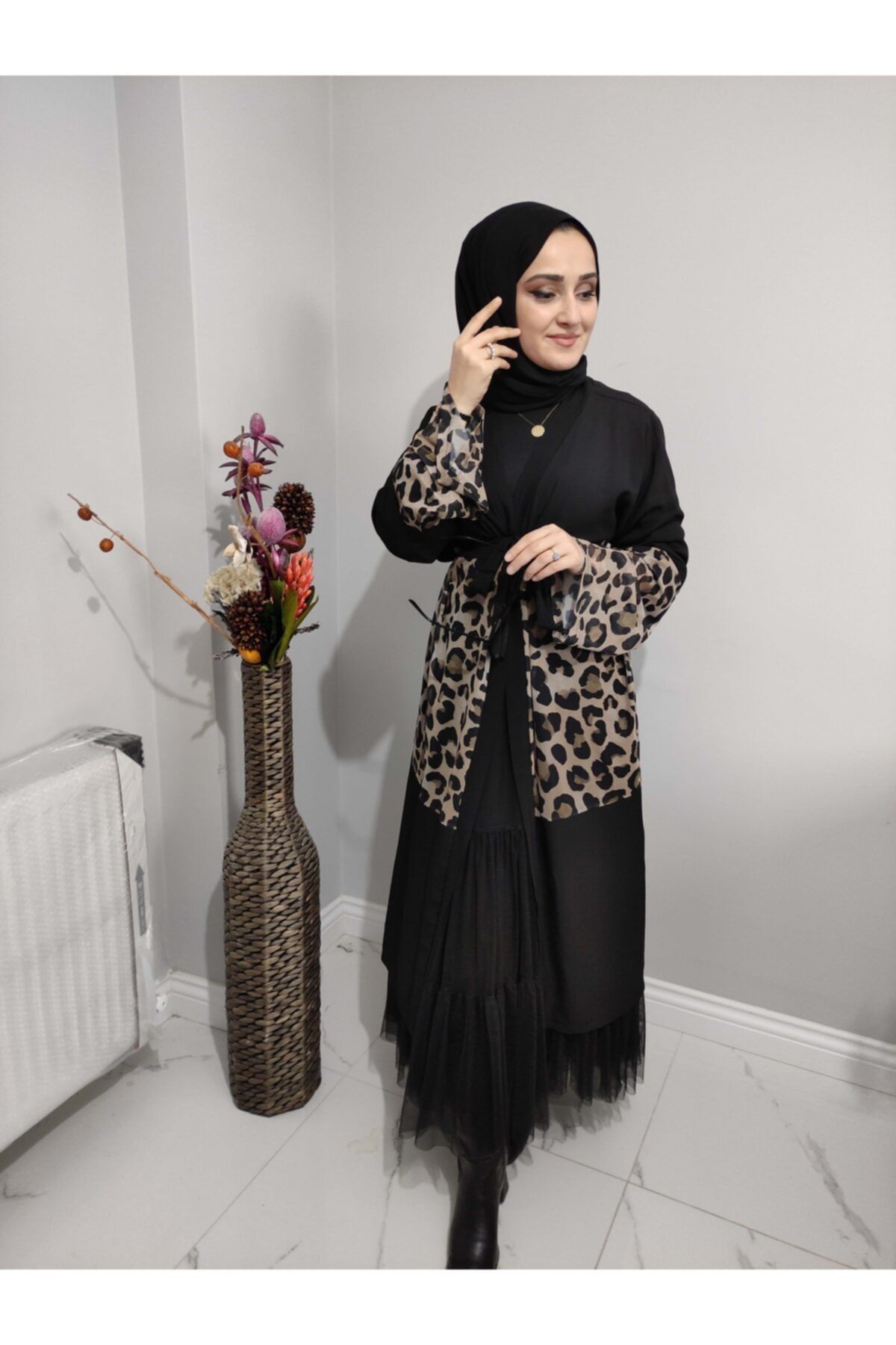AYSUN AYDEMİR Leopar Detaylı Siyah Kimono