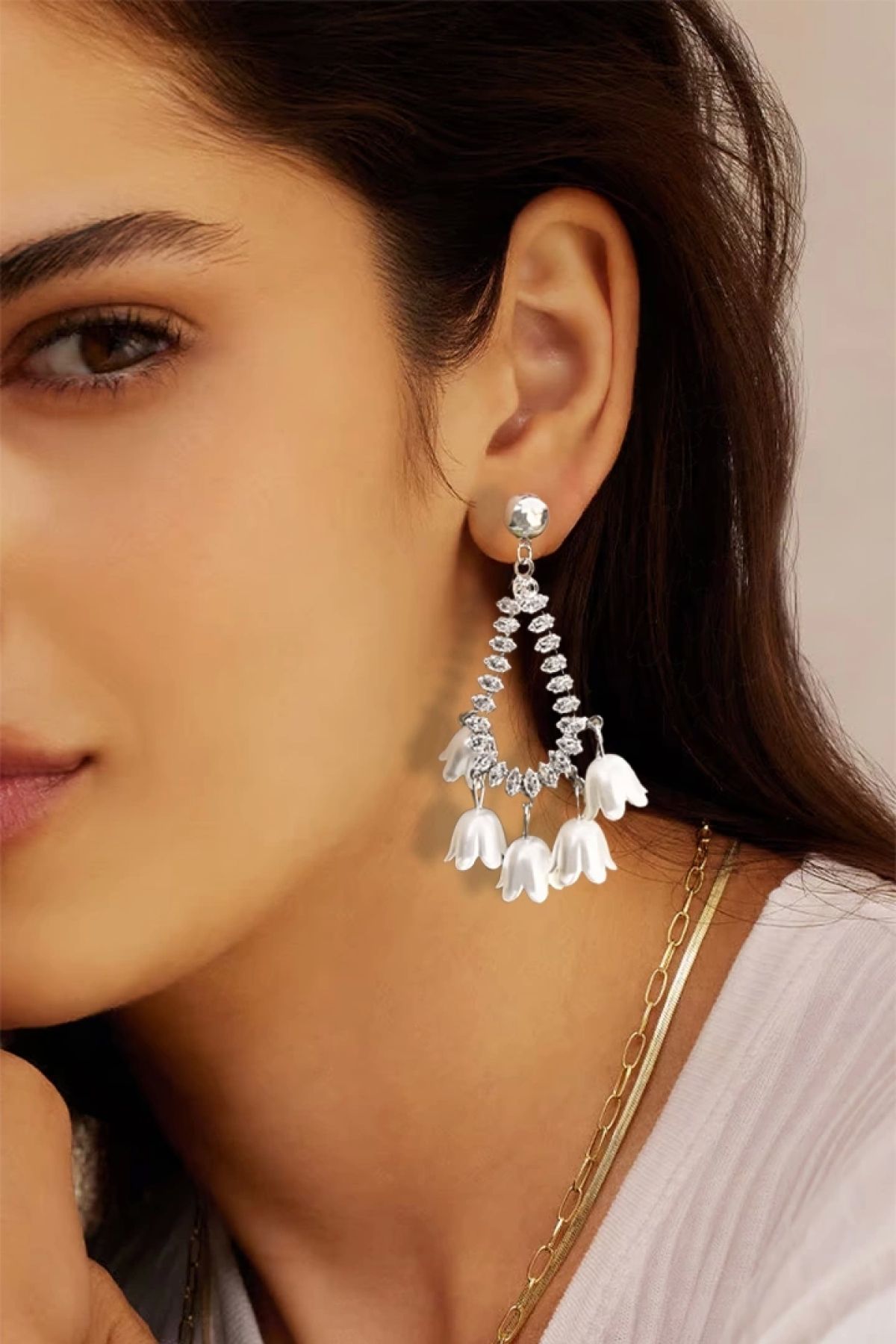 Earrings in shop silver colour