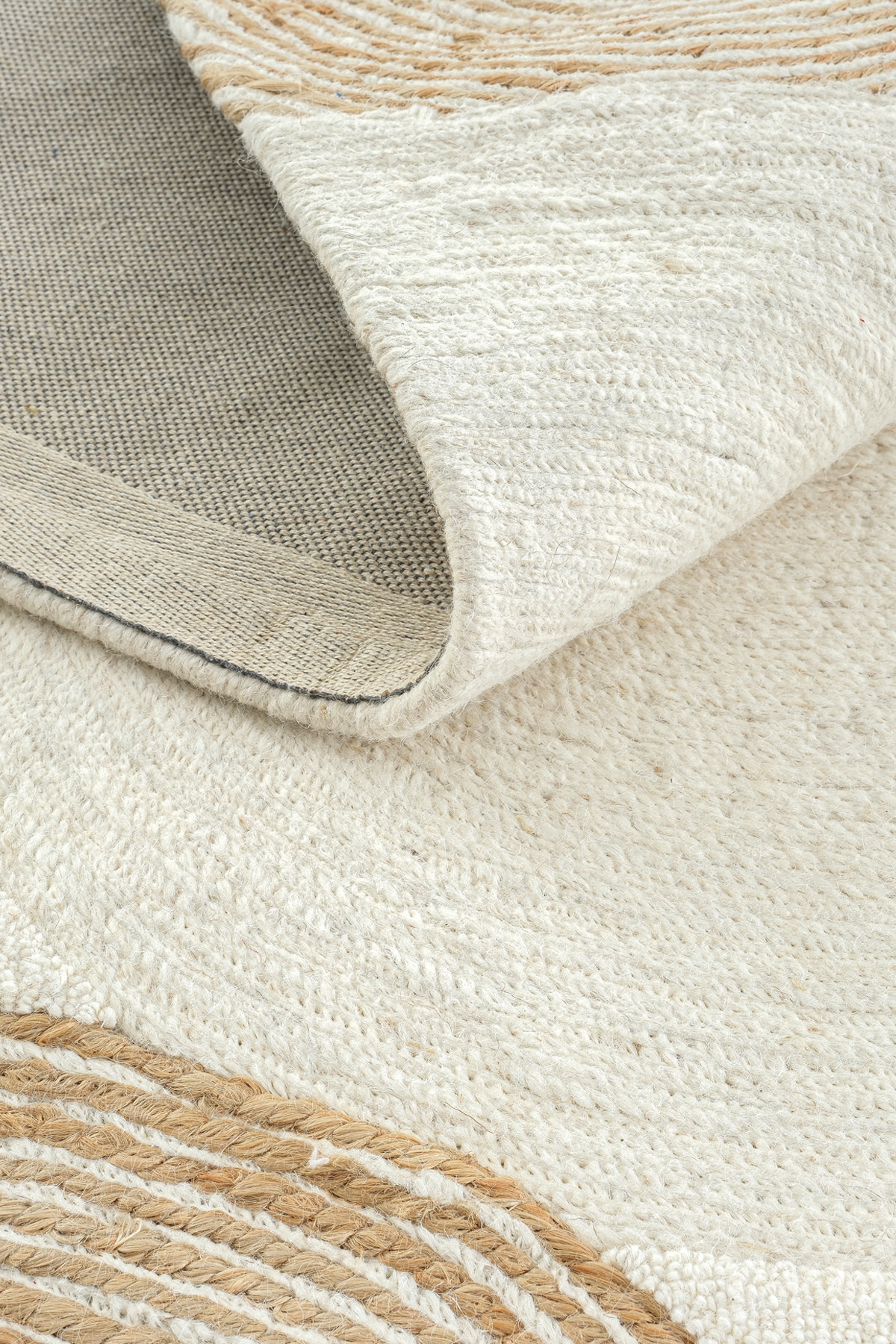 فرش پشمی اتاق نشیمن فرش جوت سفید طبیعی الگانس دکوری فرش دستبافت معتبر فرش دستبافت بوهمیایی