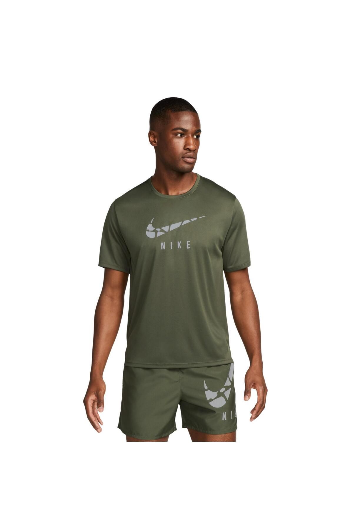 Nike Jersey Dri FIT Run Division Cre GX men s green sports t shirt