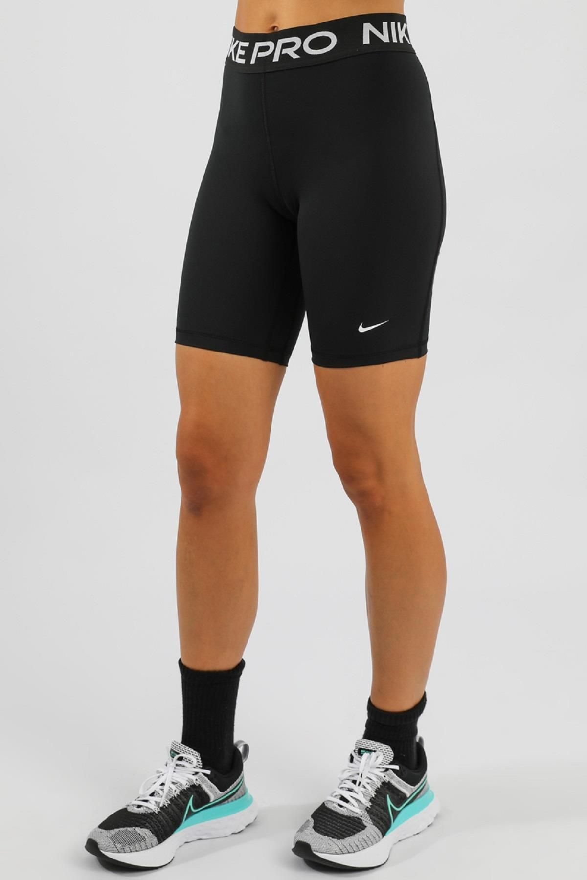 Women's nike pro 8 inch shorts hotsell