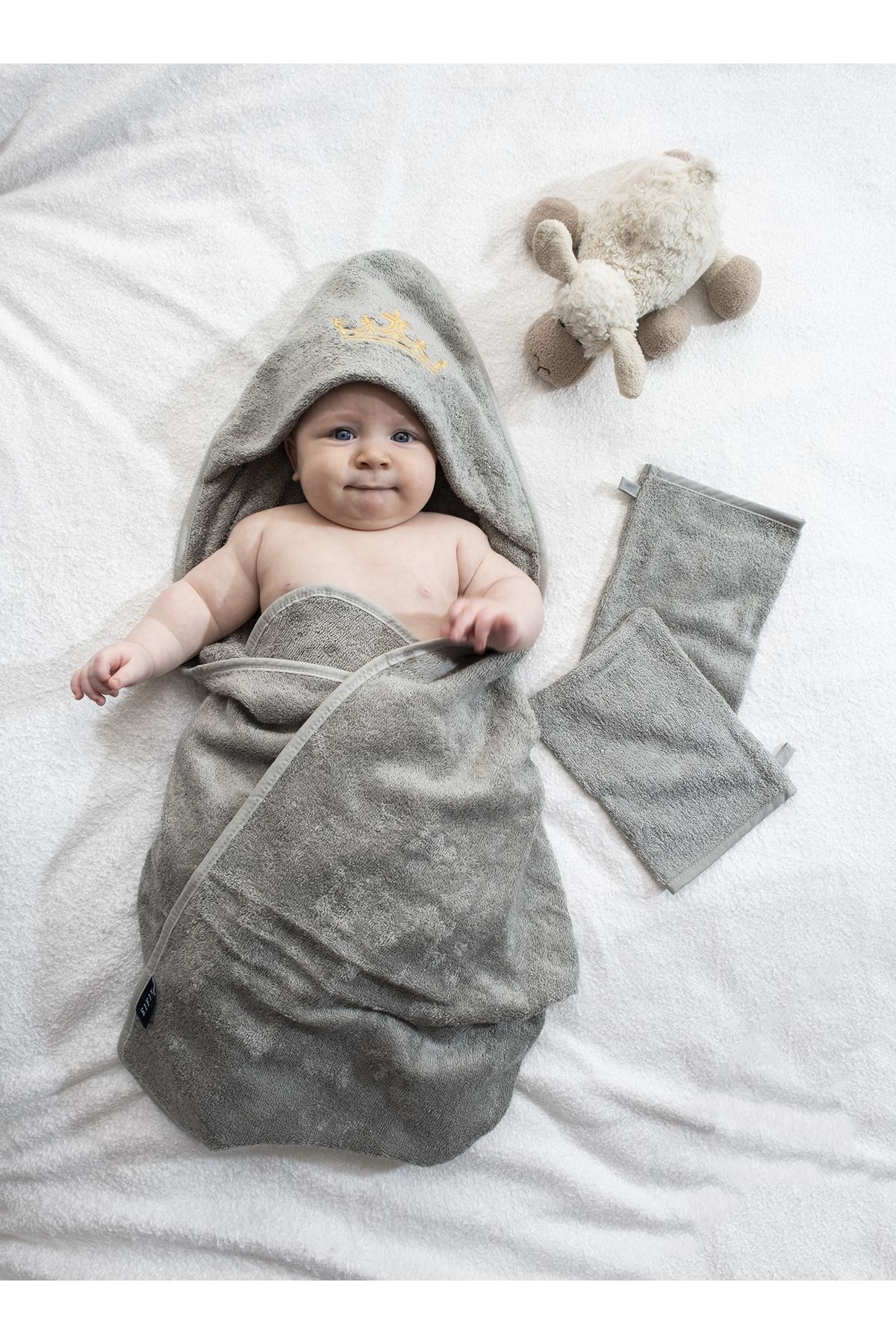 EIFIN 100x100 Baby Towel Set Crown Embroidered Mix of Natural