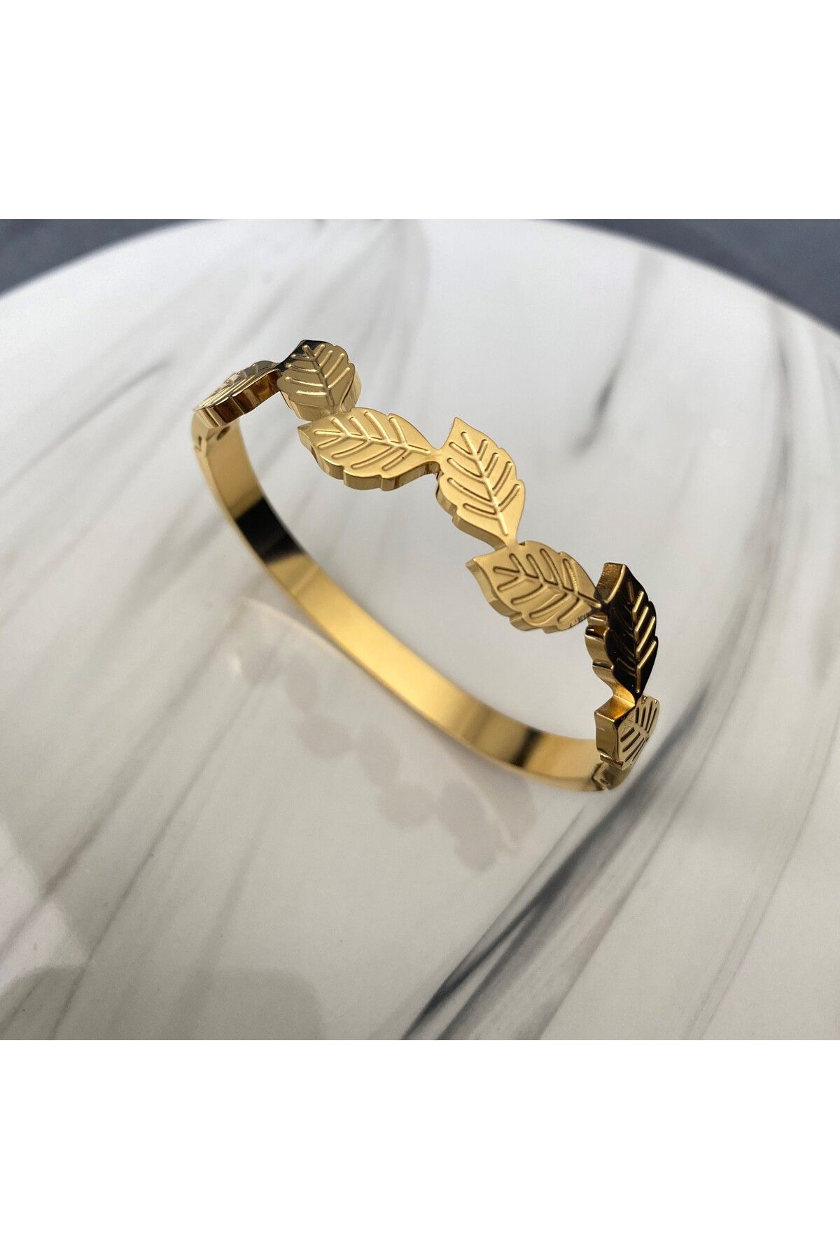 Gold deals leaf bracelet