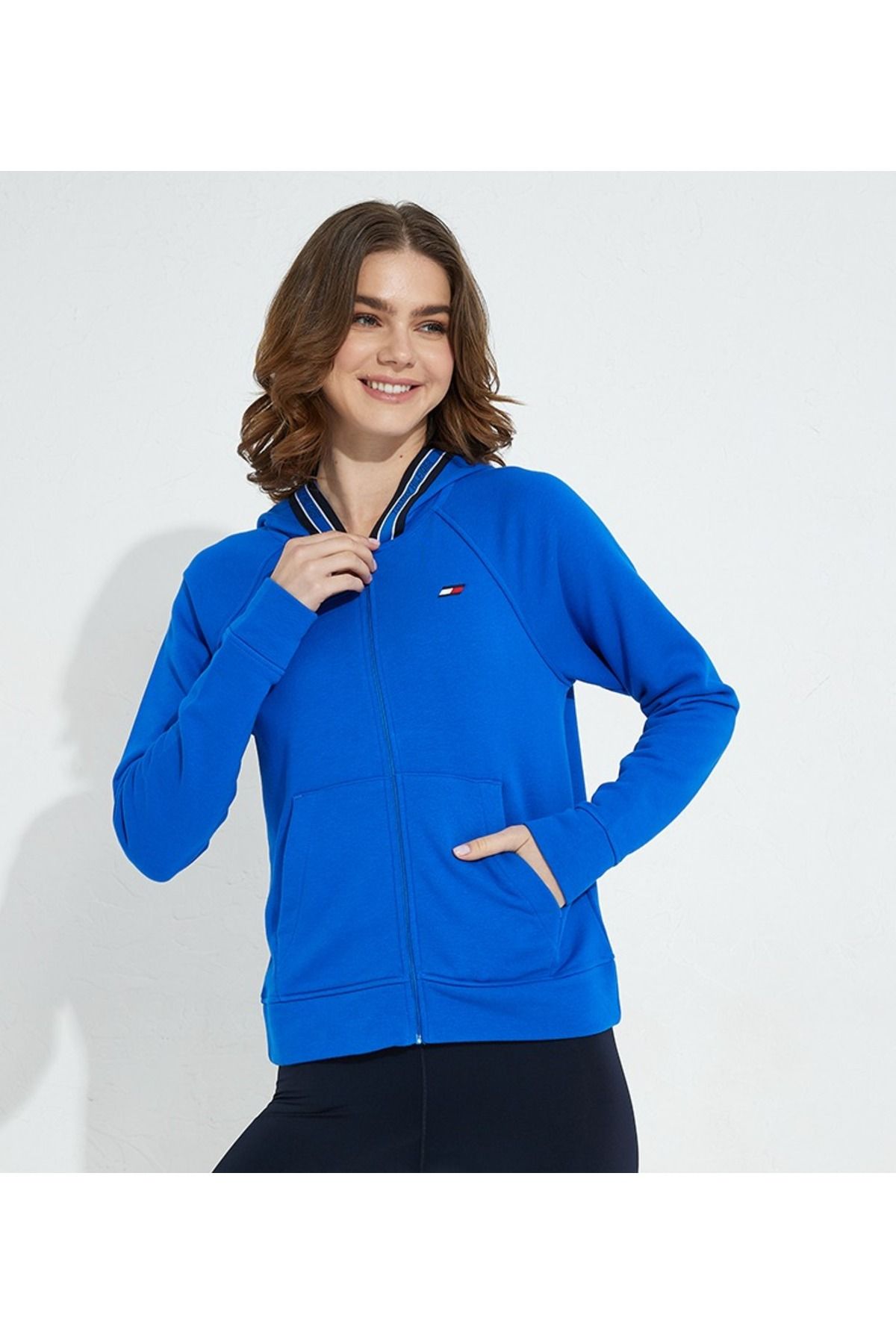 Tommy Hilfiger Regular Tape Zipper Hoodie S10S101458 Trendyol