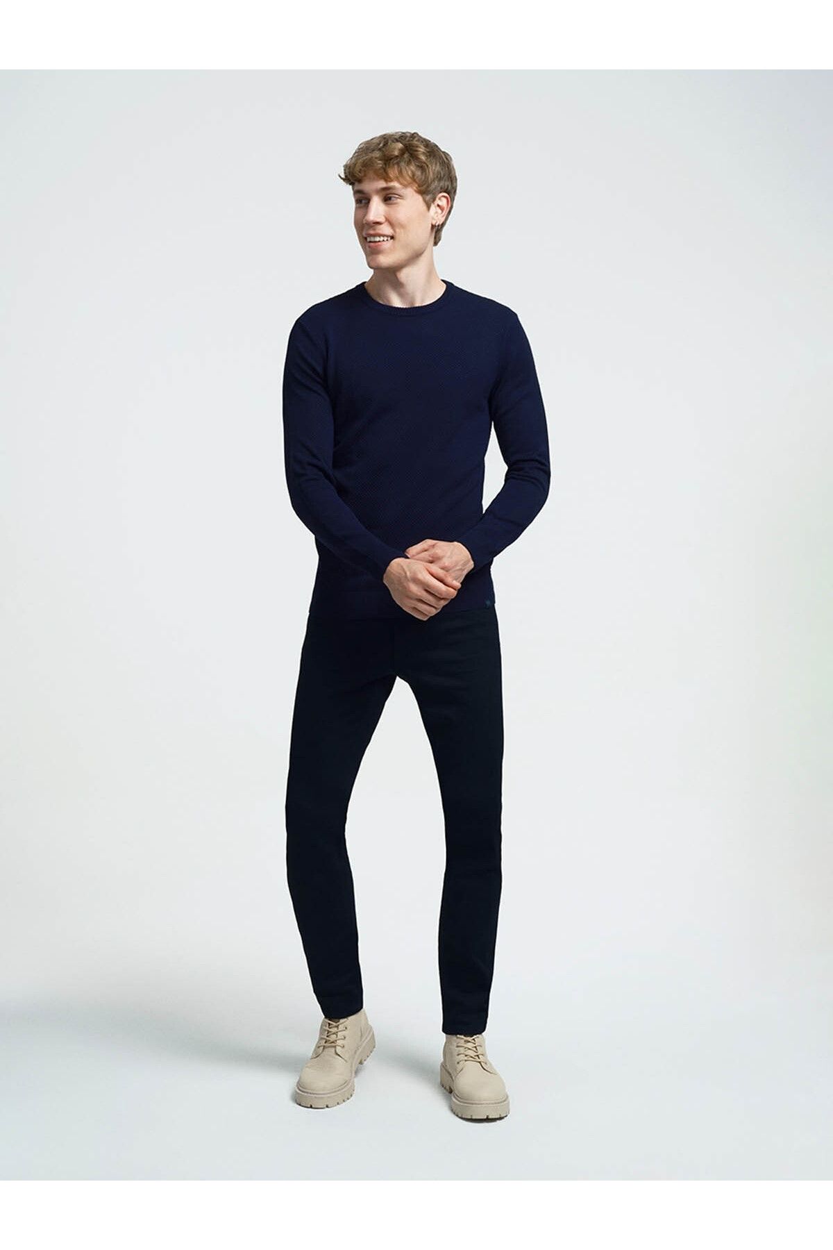 Loft navy sweater outlet