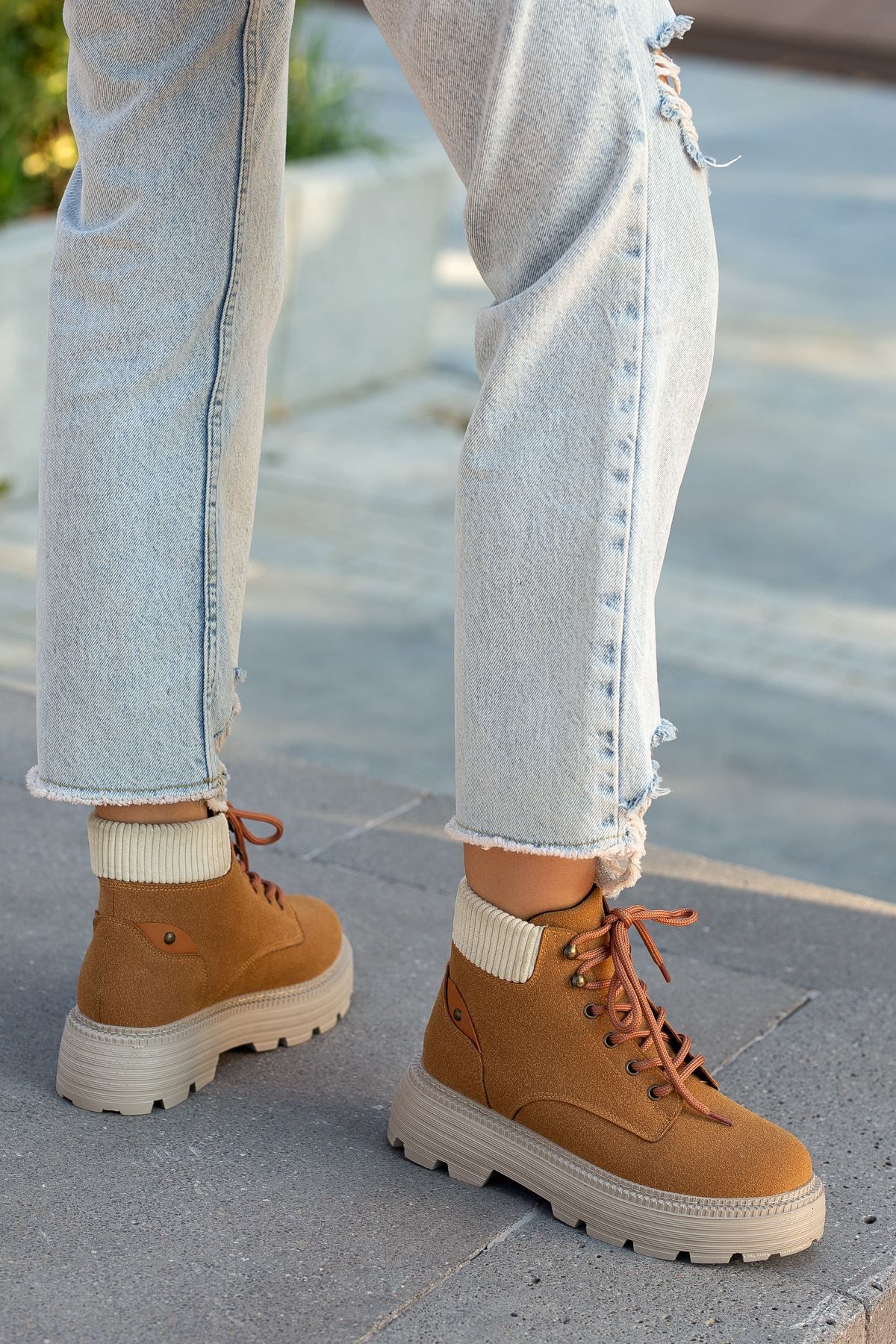 Hayalimdeki Ayakkab JOO Mustard Cat Women s Boots with Lace