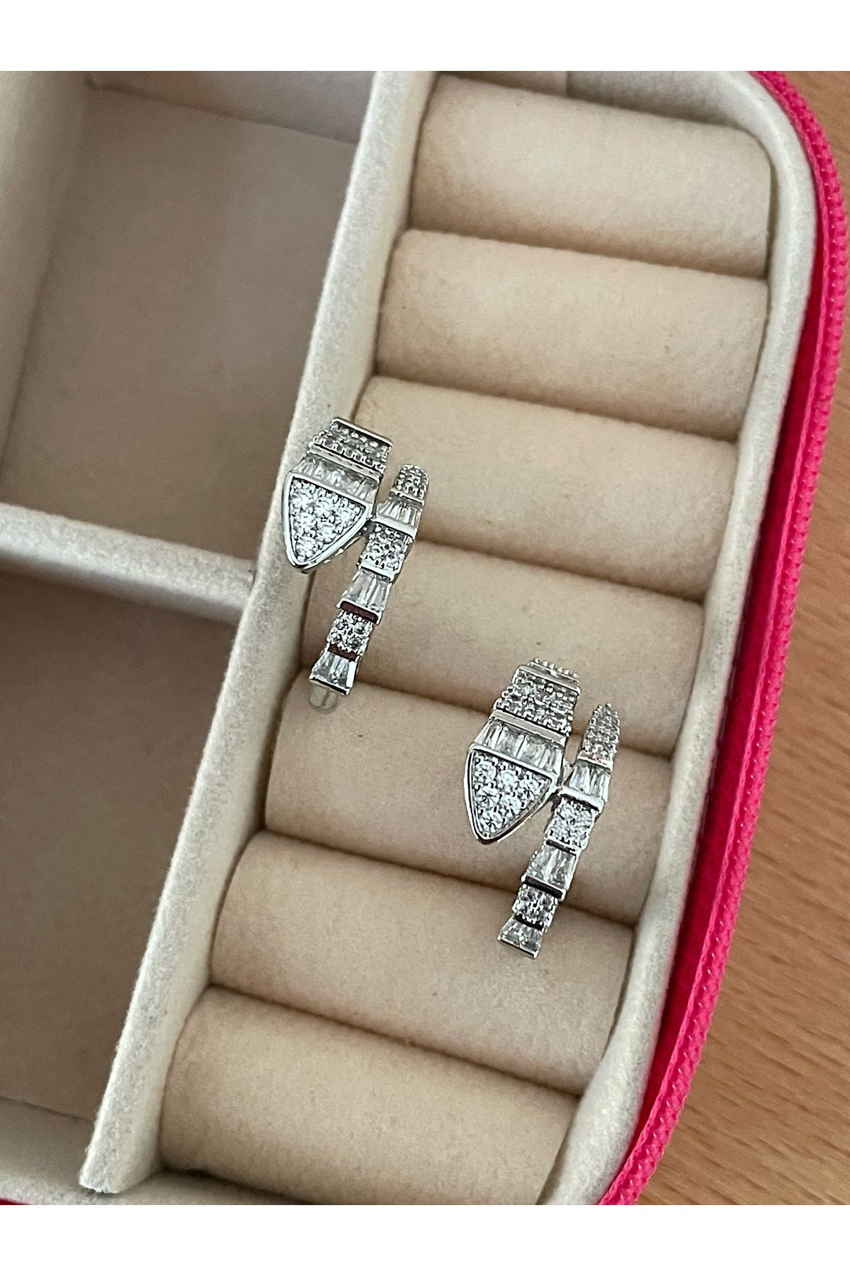 JELLY Women s Steel Gold Color Zircon Baguette Stone BVLGARI