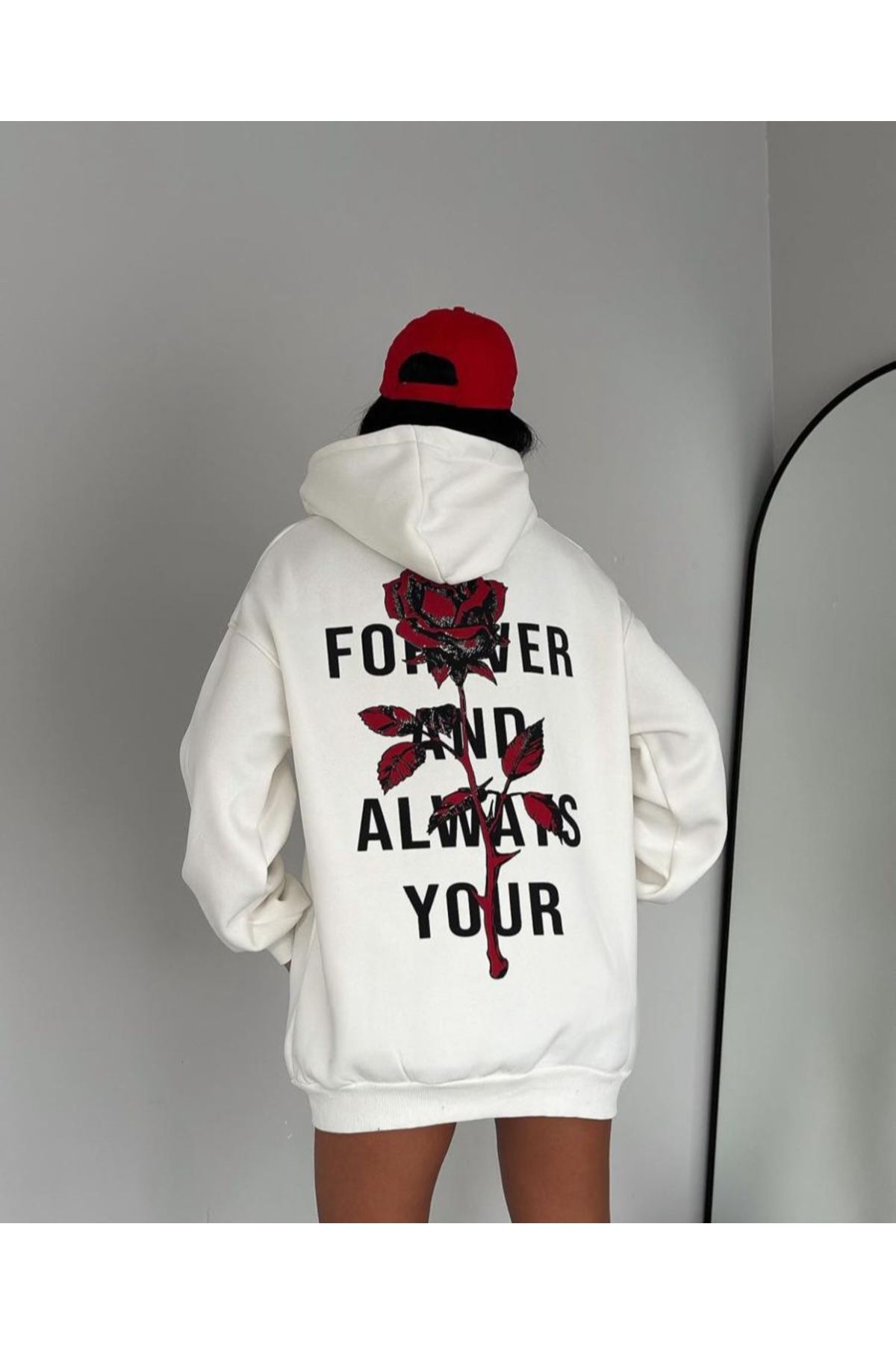 Queen forever hoodie sales