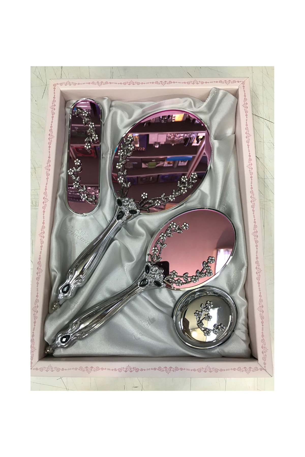 Çt Çeyizci Tekstil Çeyizlik Papatya Ayna Tarak Seti 2