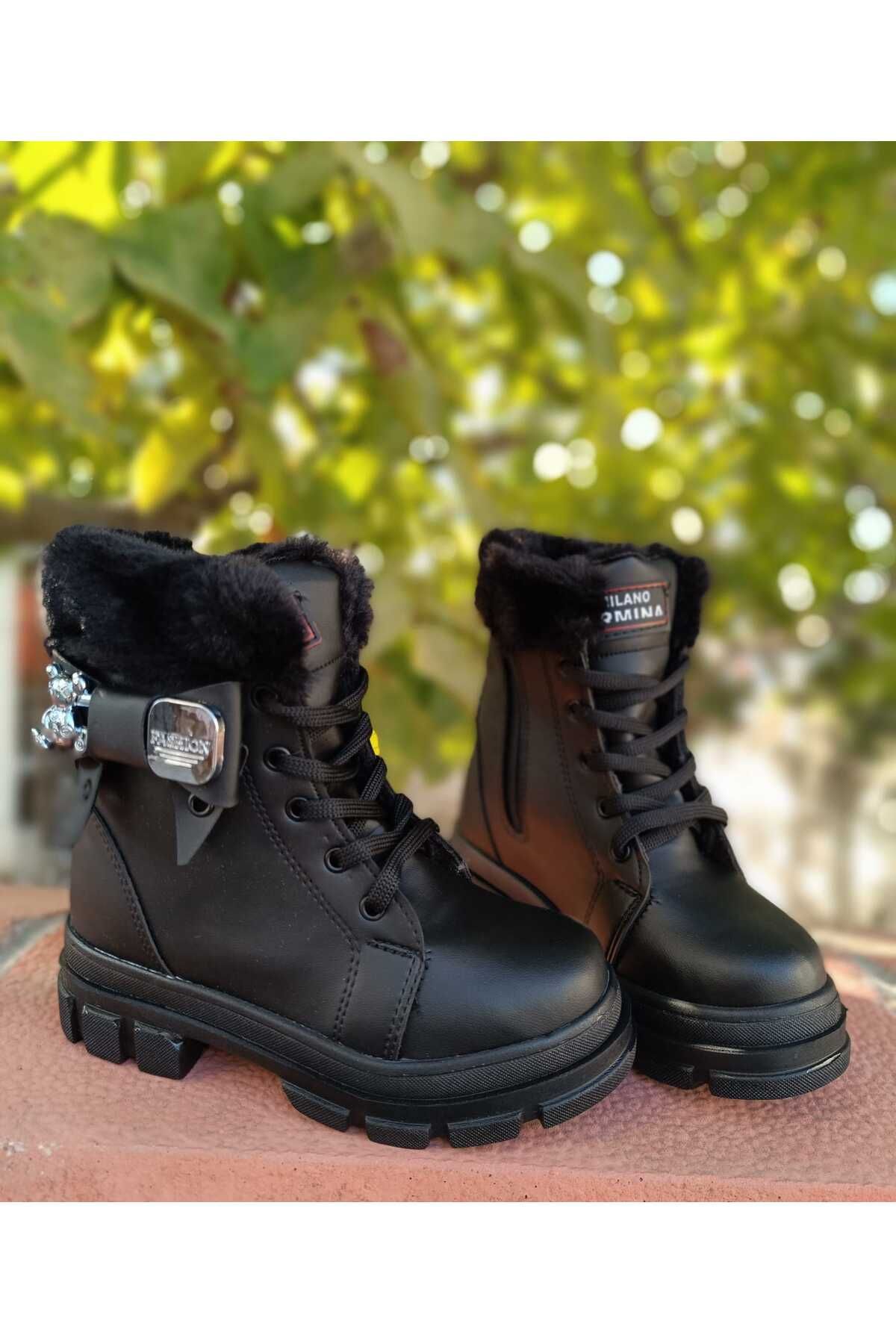 Women's boots with grip soles top