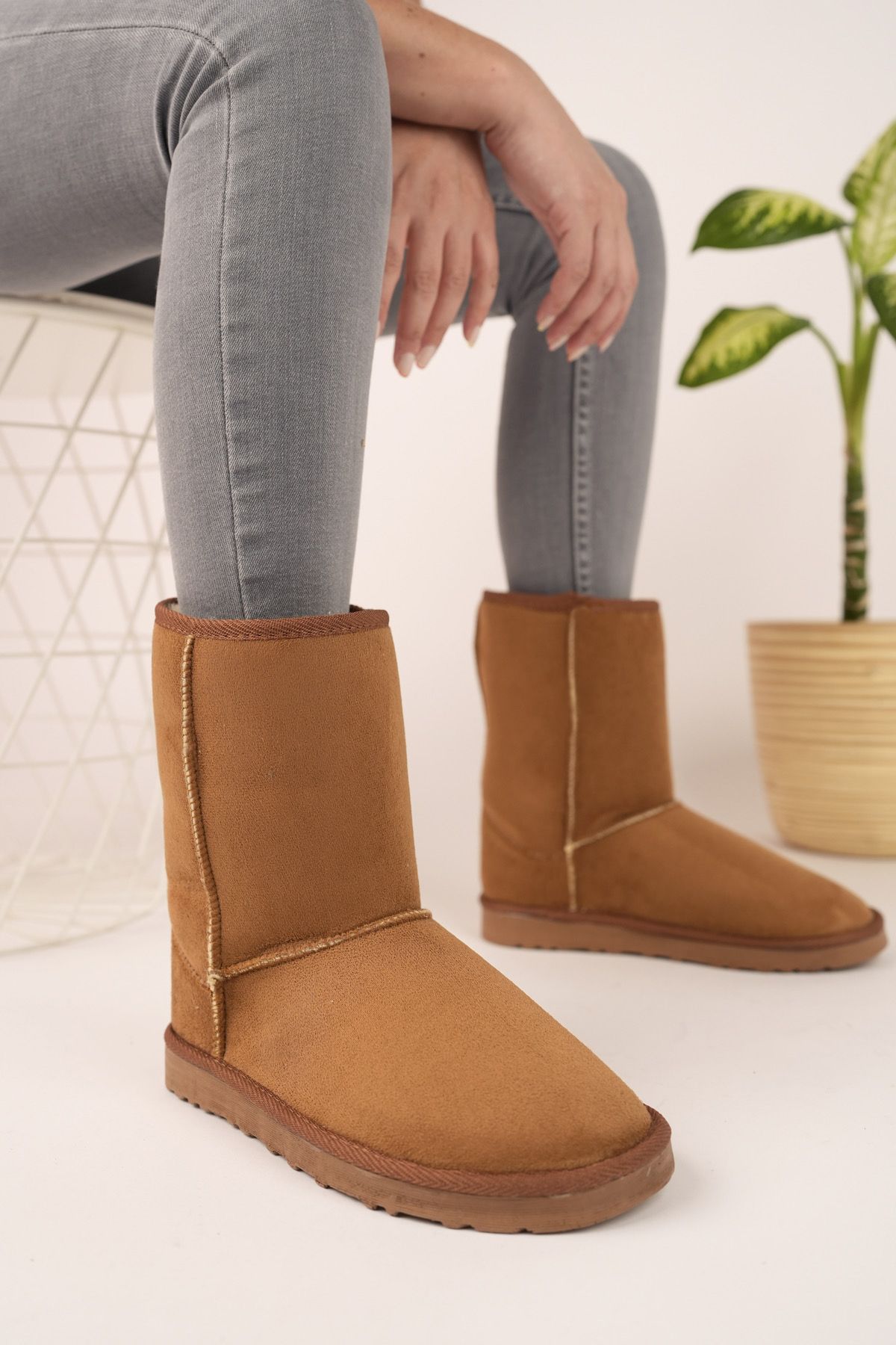 selinshoes Wendy Short Women s Boots with Fur Inside Camel