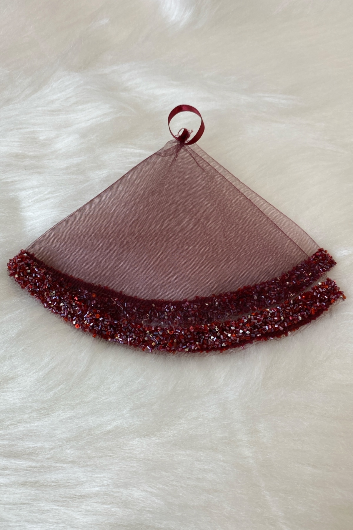 دستمال عروس بورگوندی، دستمال عروسی هالی، دستمال حنا چاپ شده با مهره شیشه ای و پولک