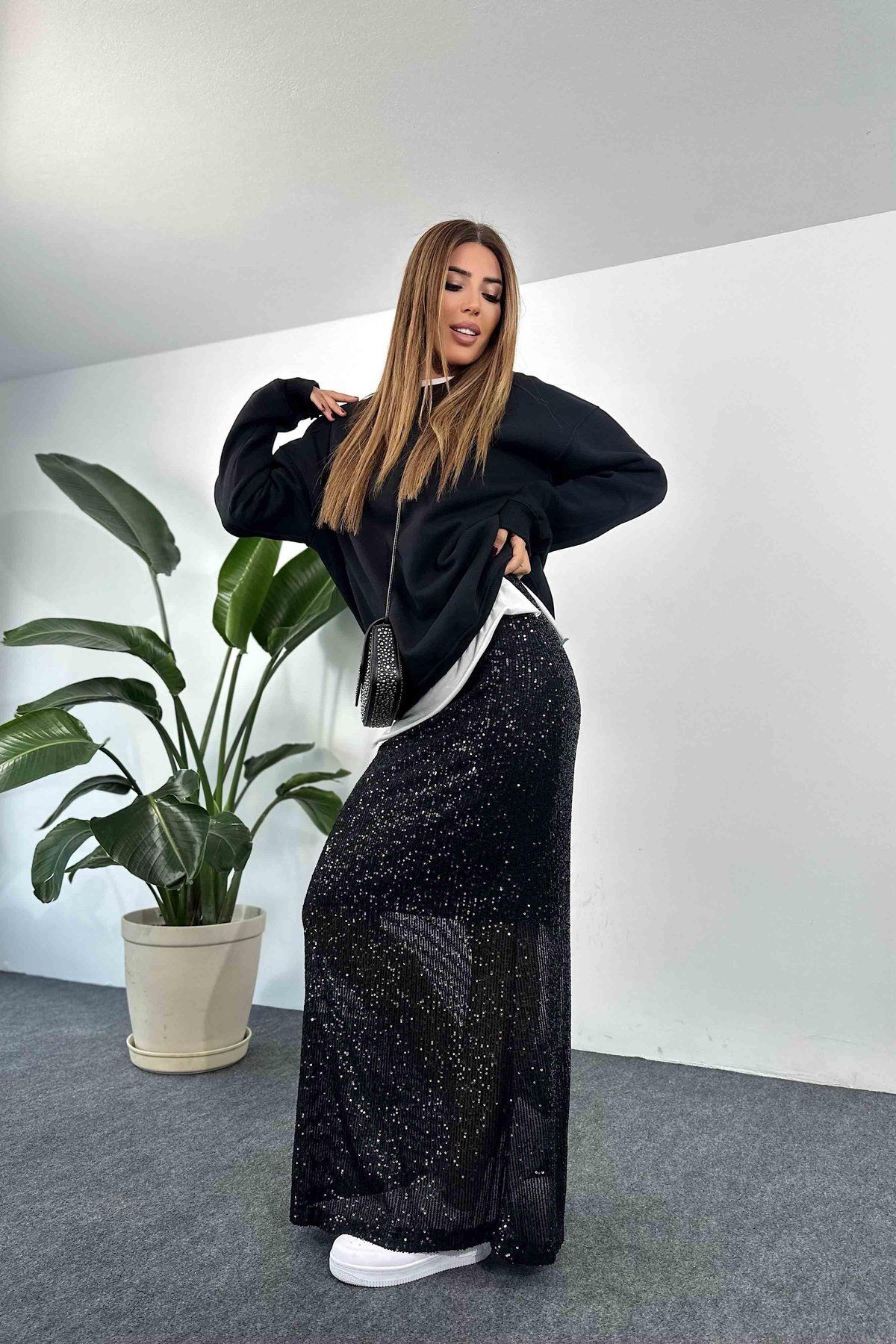 Bebe outlet maxi skirt