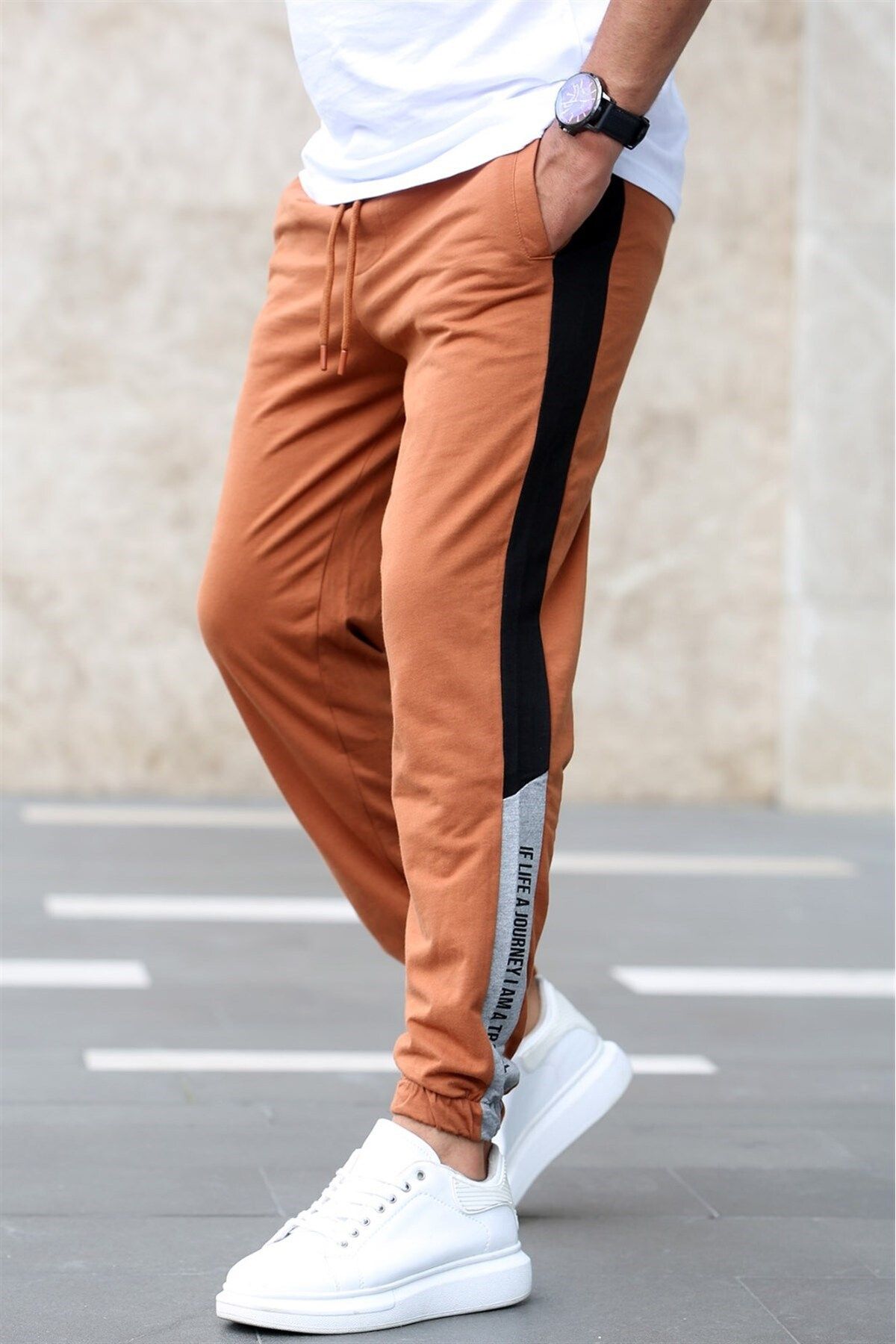 Orange hot sale joggers men