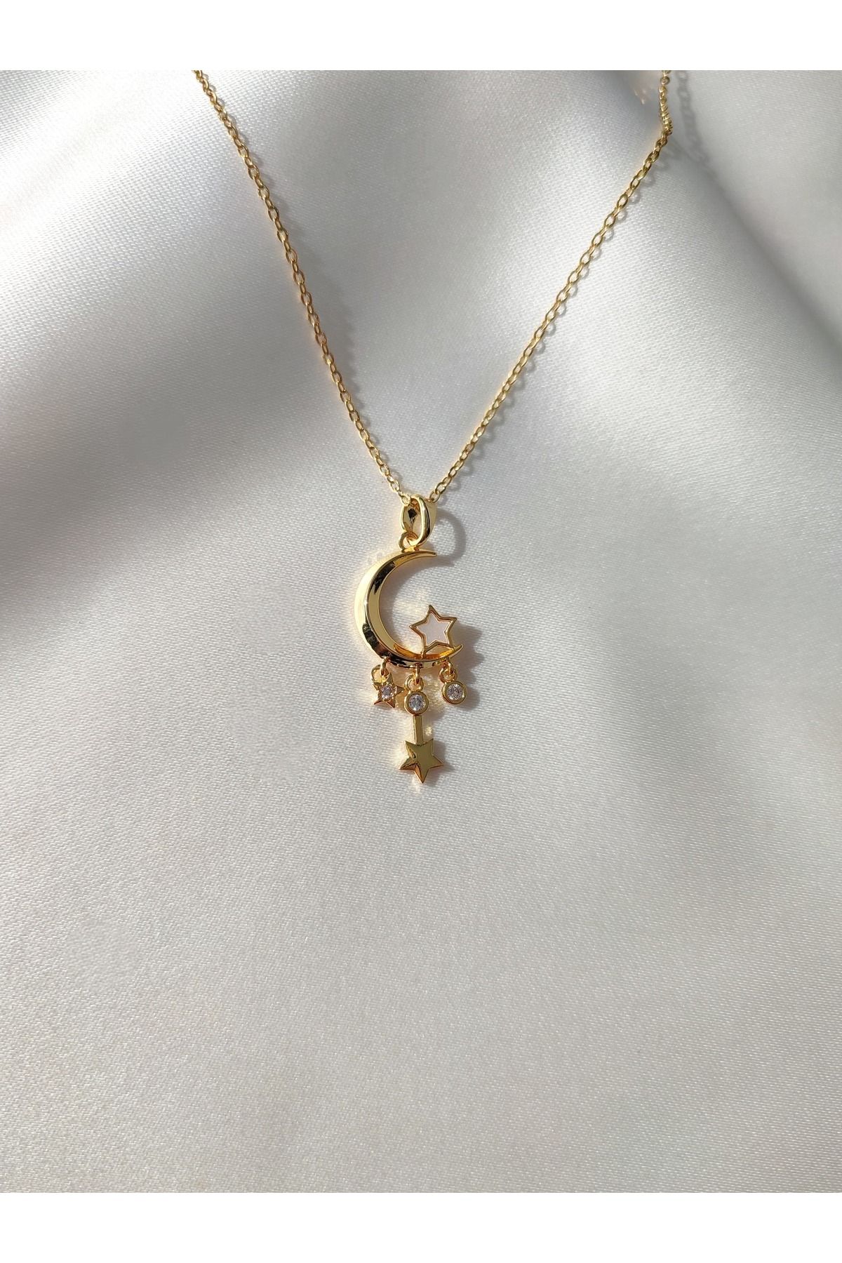 Crescent pendant discount