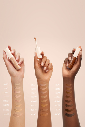 Teint Idole Ultra Wear Care & Glow Parlaklık veren Serum Kapatıcı 220c Concealer 3614273988490 Image 4