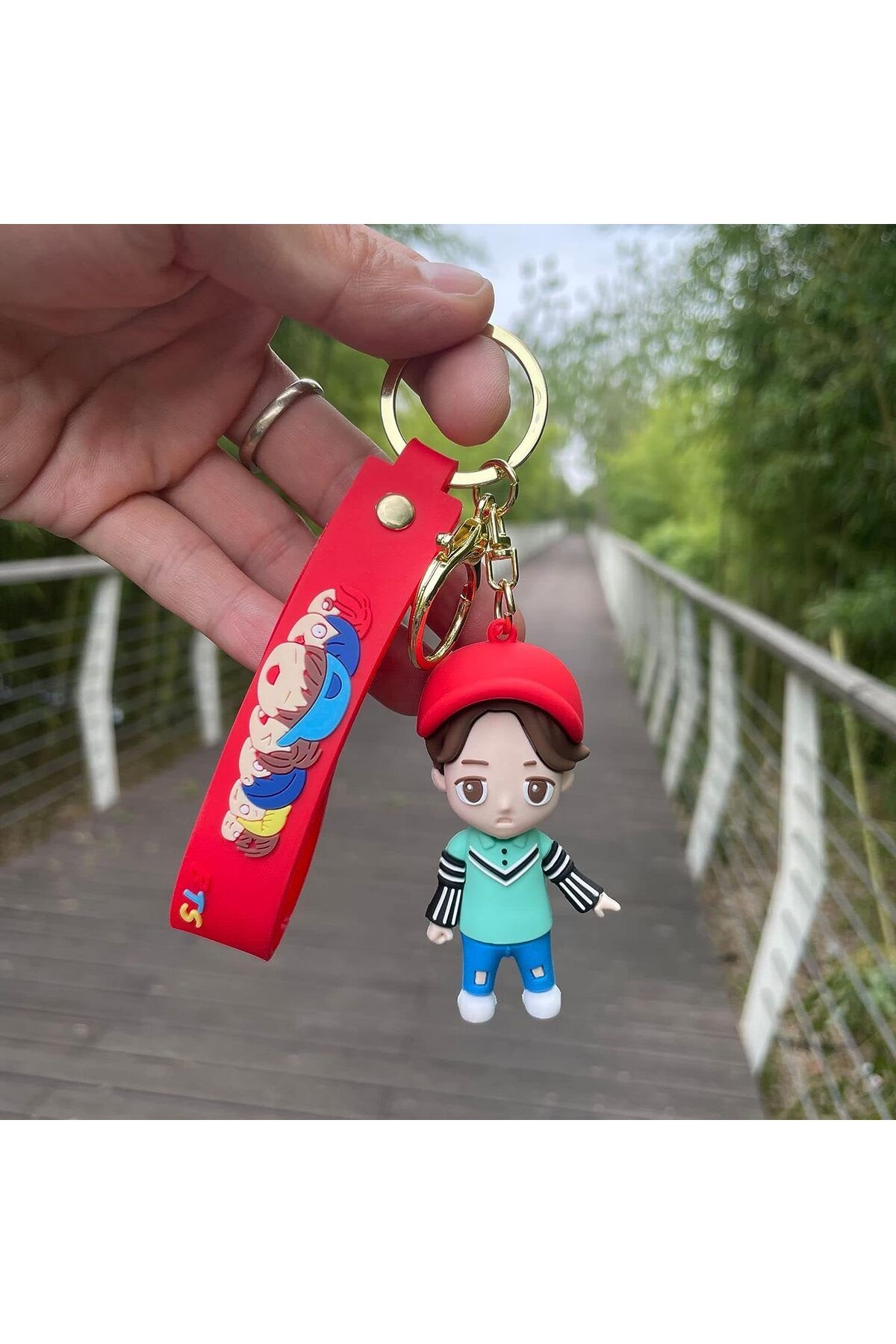 J hope new arrivals keychain