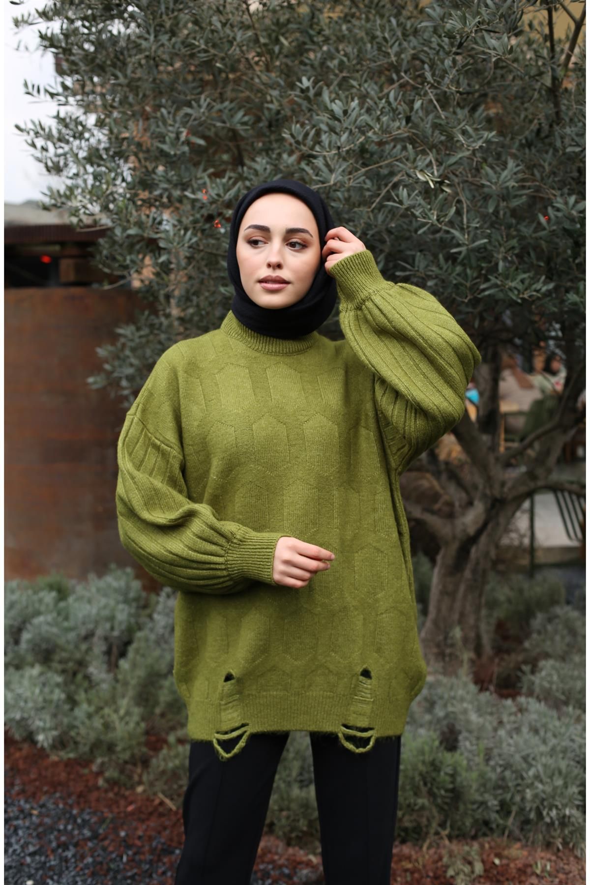 Ripped discount hem sweater