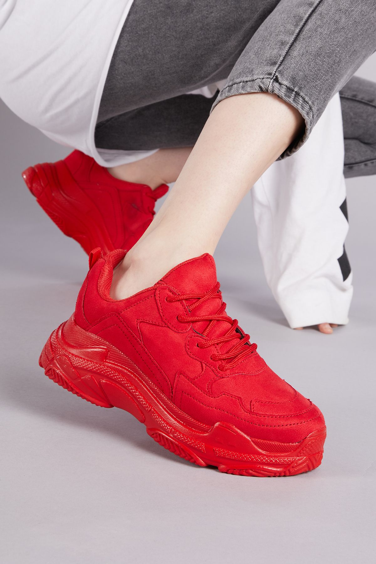 Kadın Kırmızı Süet Spor Ayakkabı Bls-q