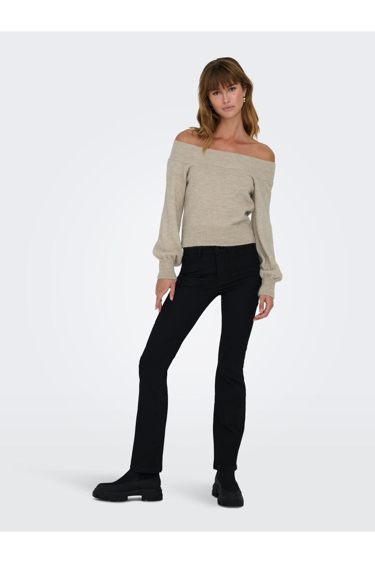 Shoulder only sweater outlet