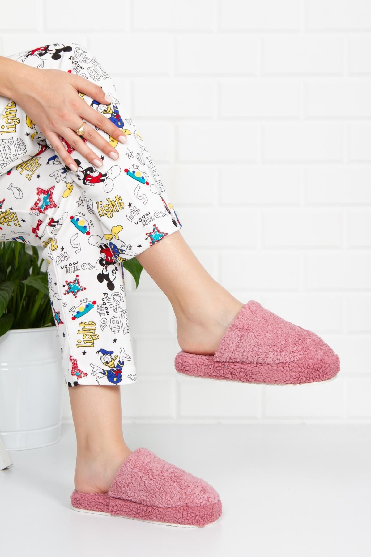 Madewell hotsell pink slippers