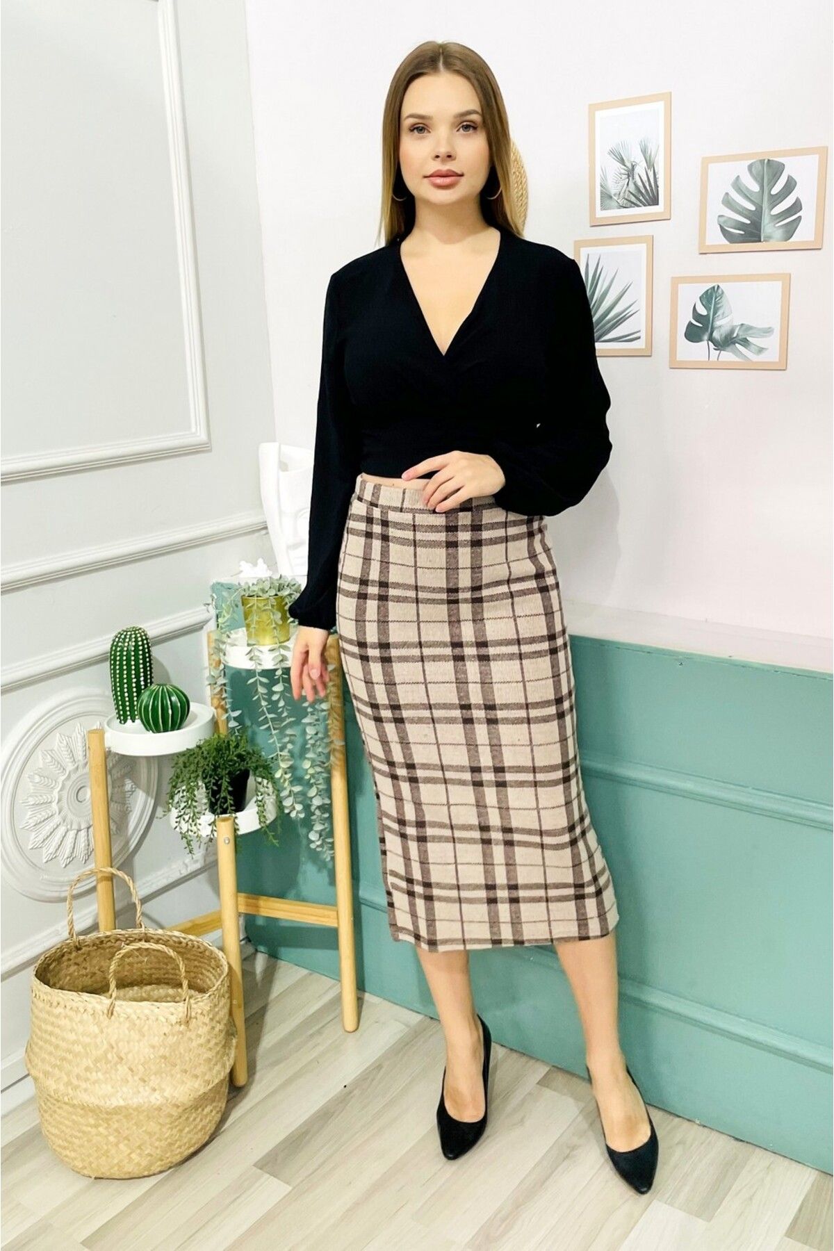 Pencil skirt with on sale plaid