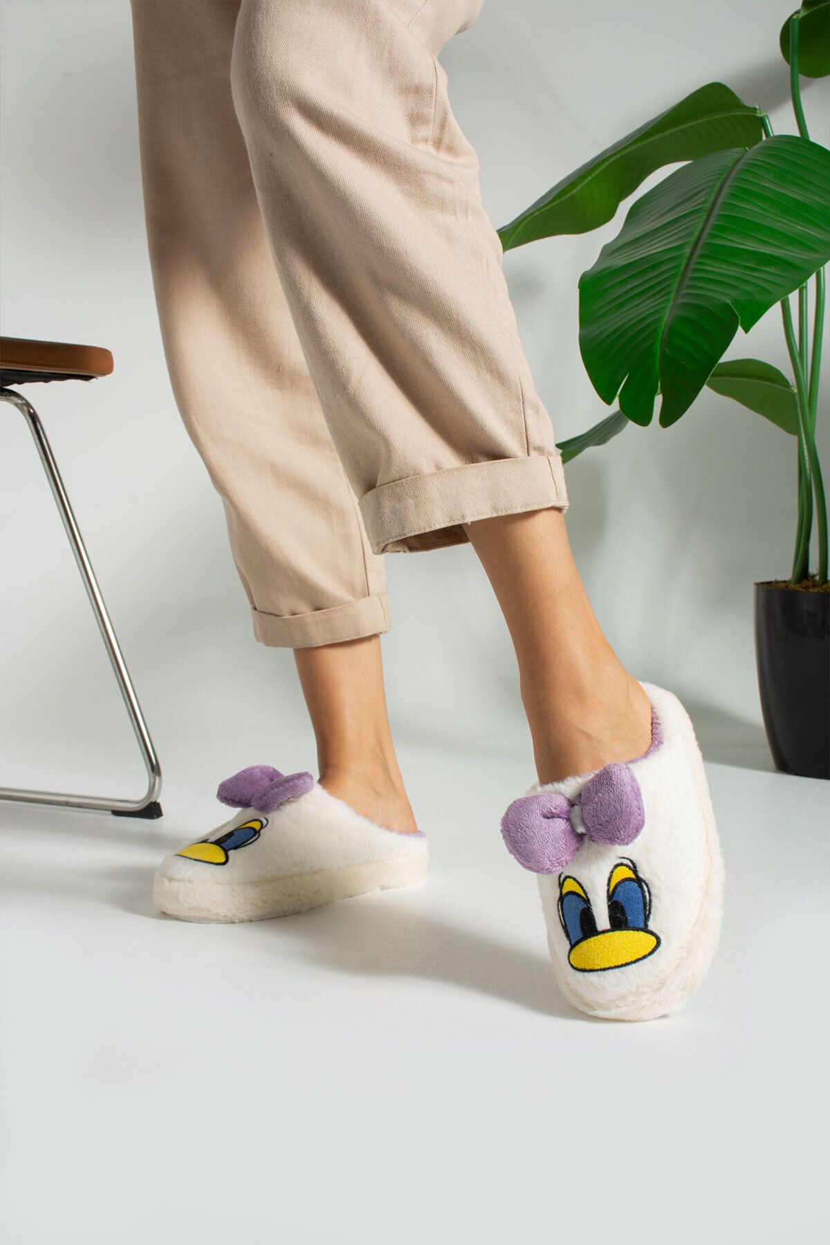 STOCON Fluffy Duck Figured Slippers Women s Indoor Slippers Furry