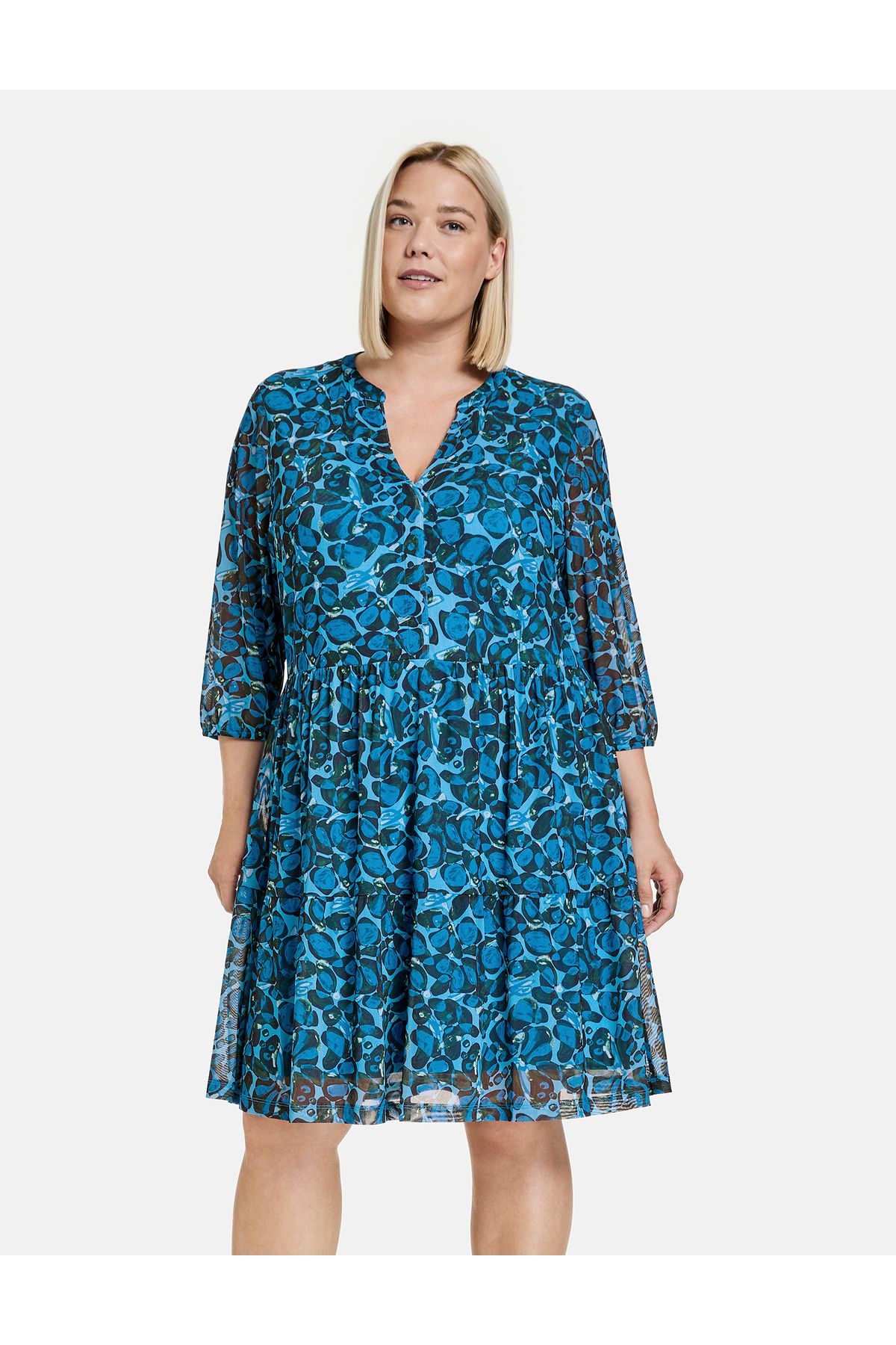 Kleid Allover-Print Gewirke Trendyol Samoon - mit Tunikakleid