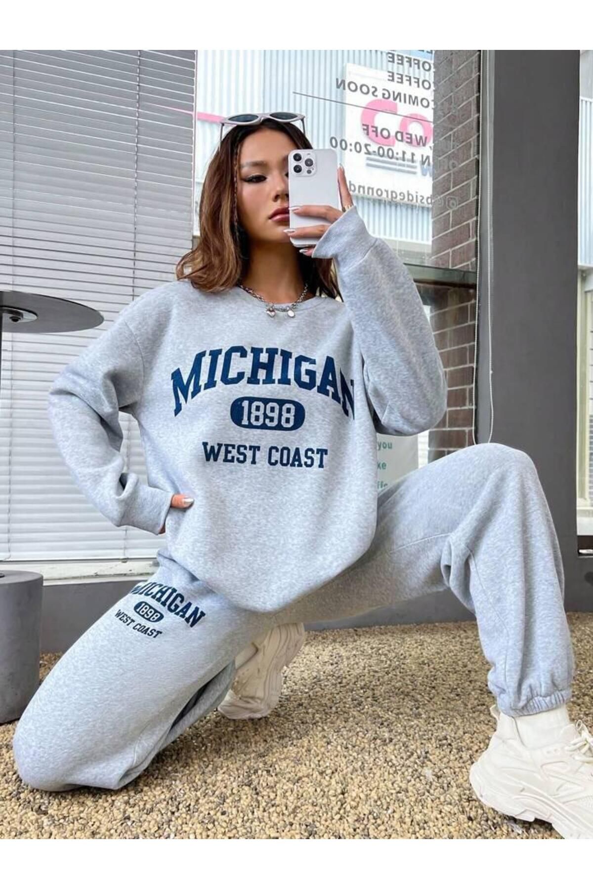 Crew neck tracksuit womens top