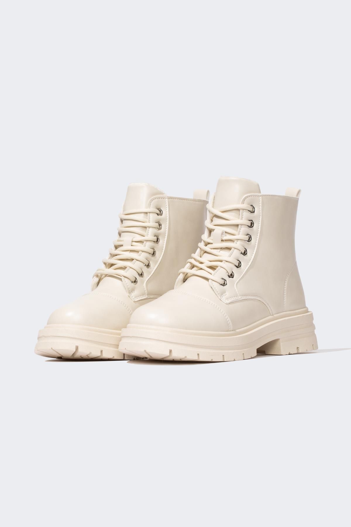 Flat sole sale combat boots