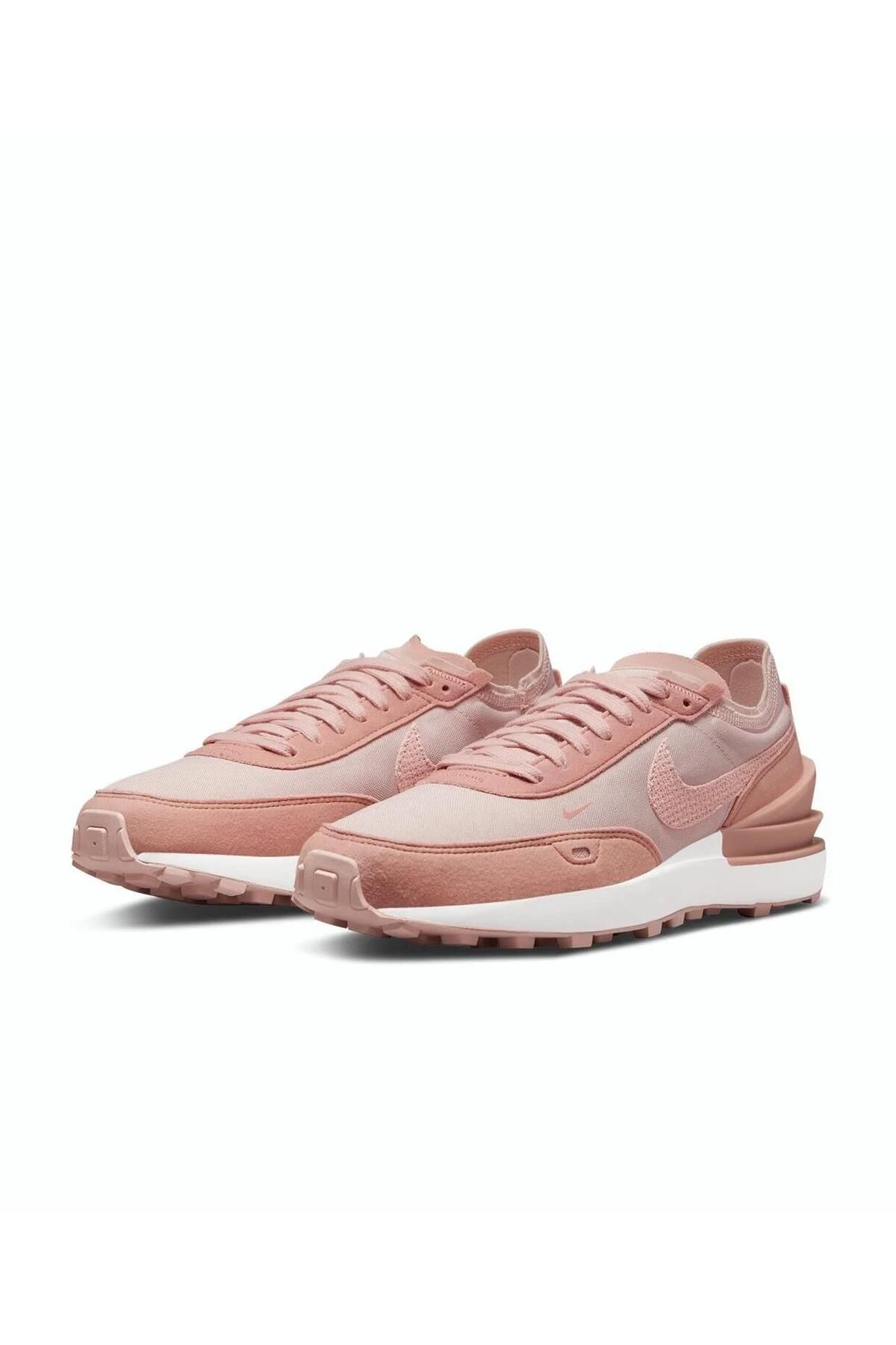 Dusty pink sale nike shoes