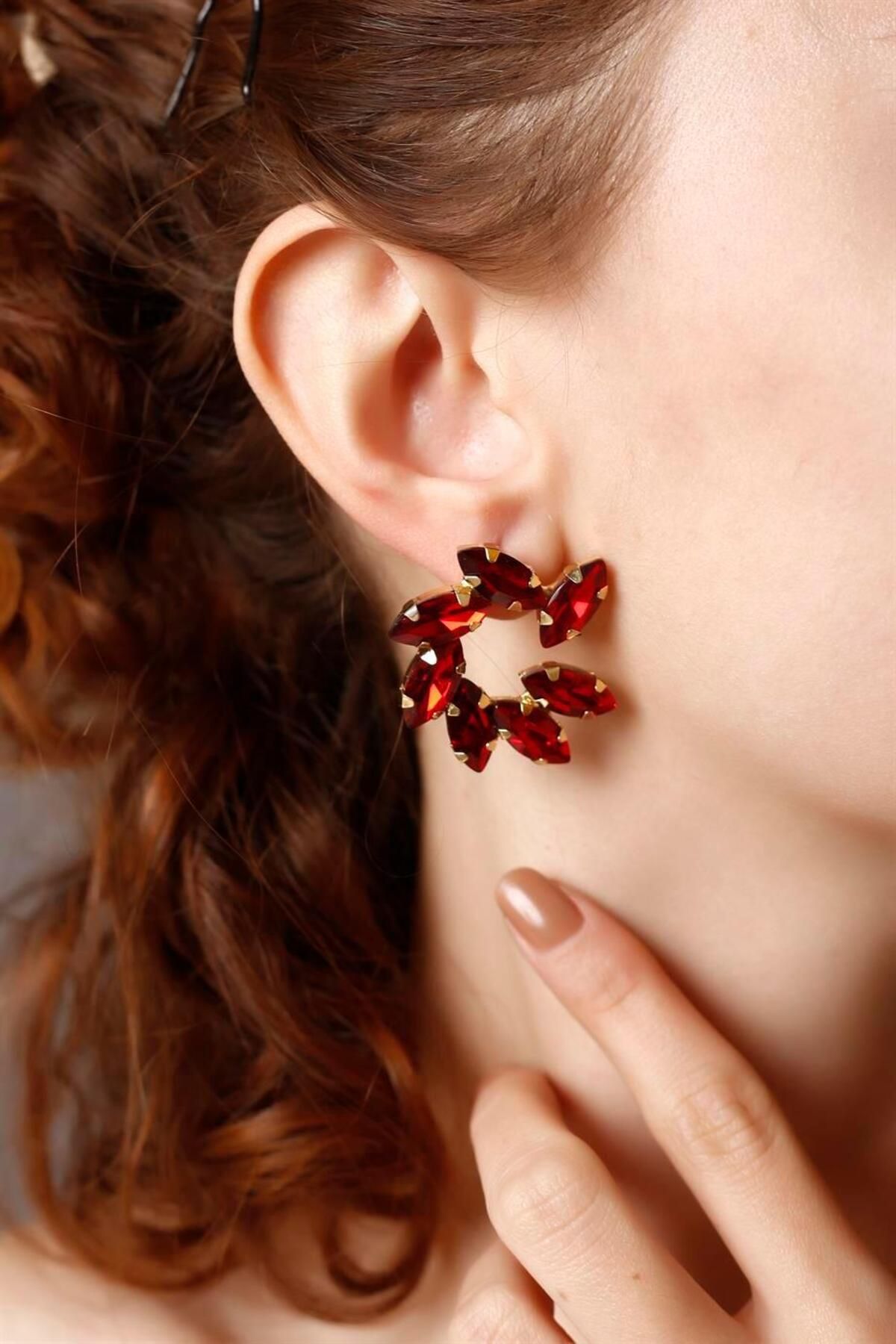 Stylish red shop earrings