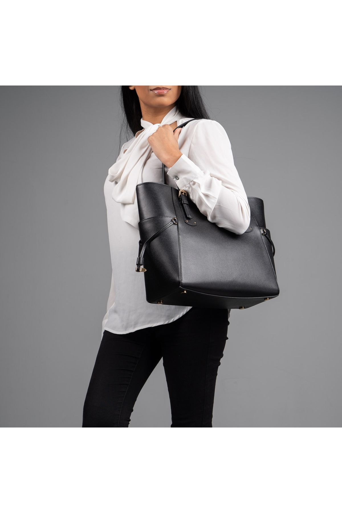 Michael kors discount plain black bag
