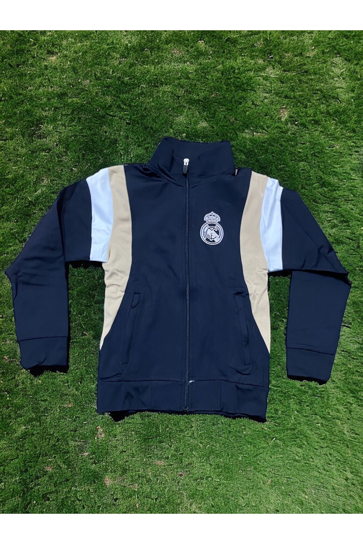 Real madrid kids tracksuit store