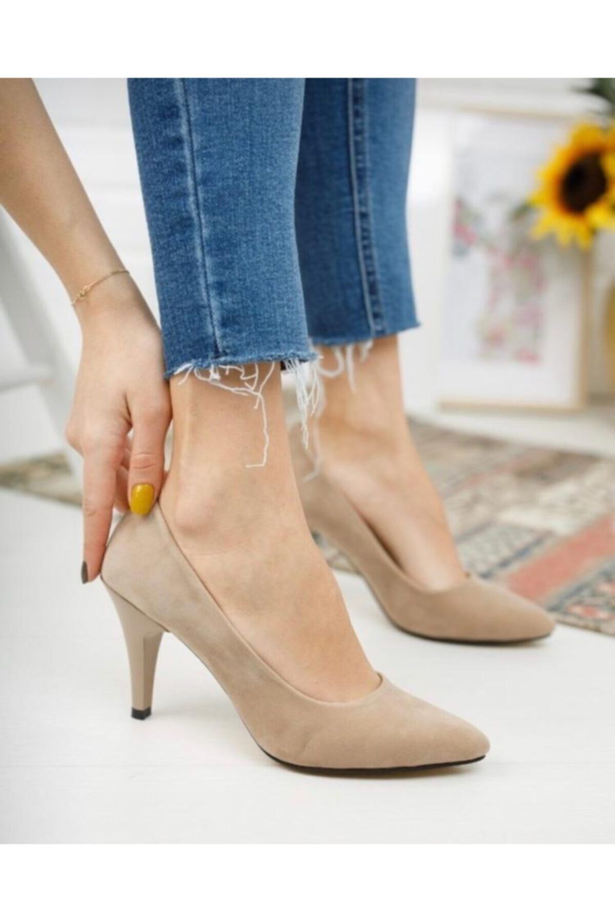 Demashoes Kadın Ten Süet Stiletto Topuklu Ayakkabı
