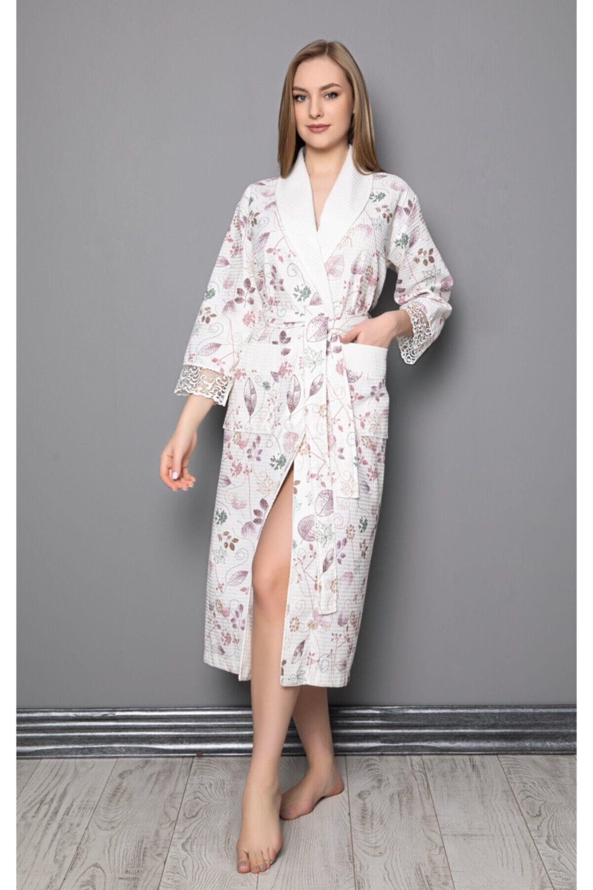 Nuşa Kadın Krem Uzun Şalyaka Baskılı Pike Sabahlık