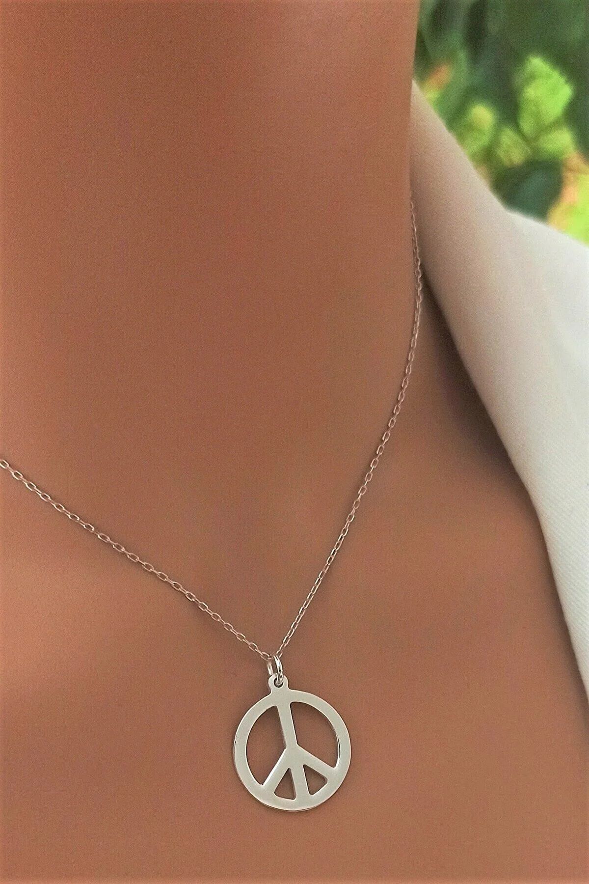 Y MODA Peace Symbol Steel Necklace Trendyol