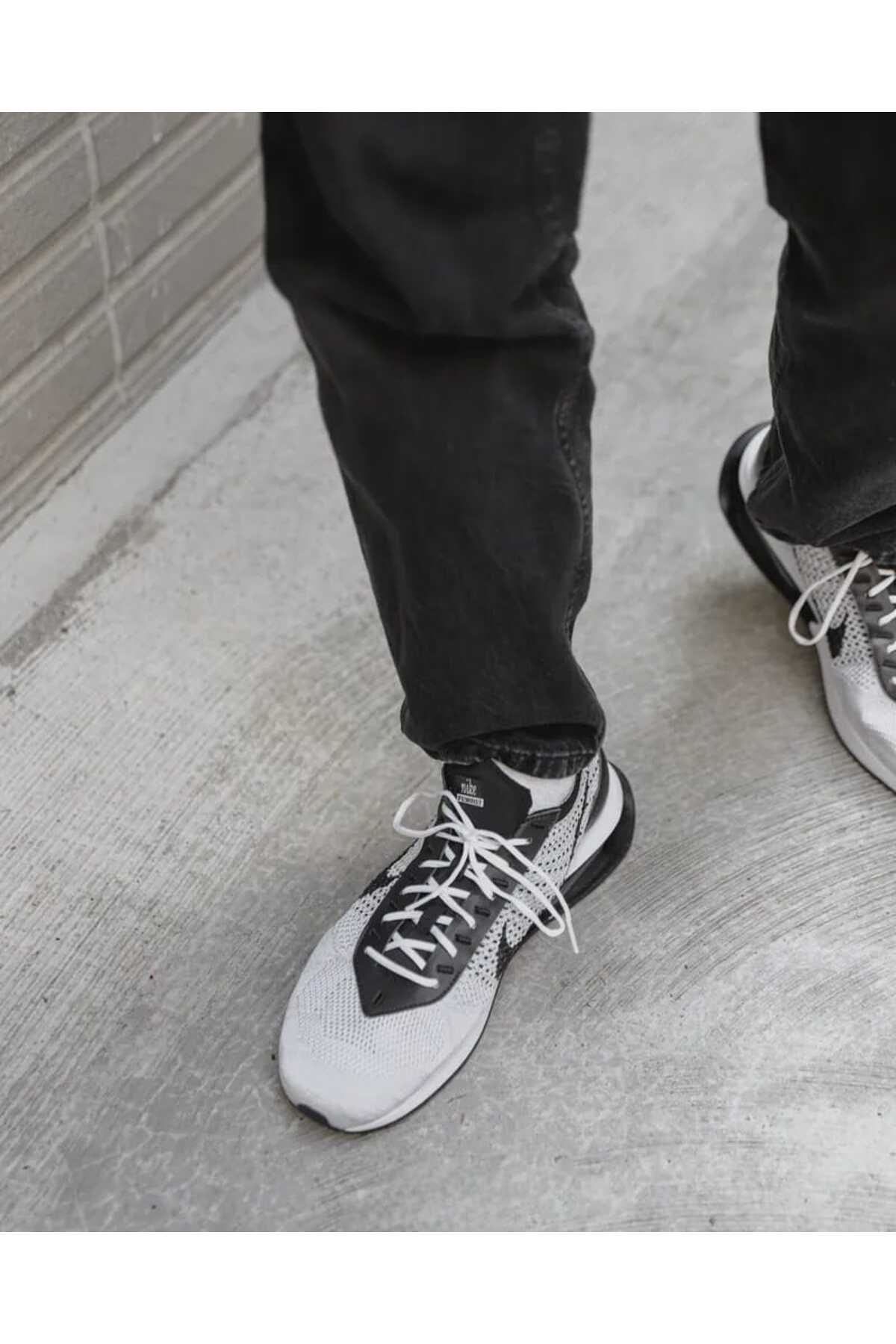 Air max outlet wide fit