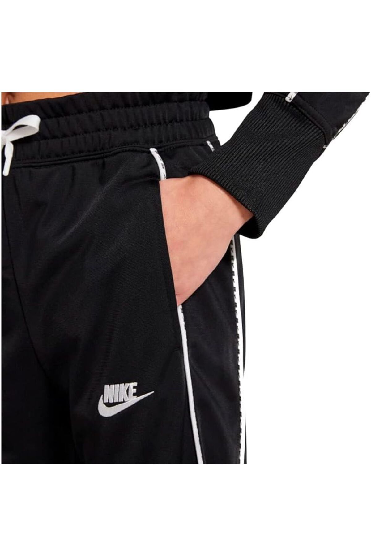 All black nike 2025 sweatsuit