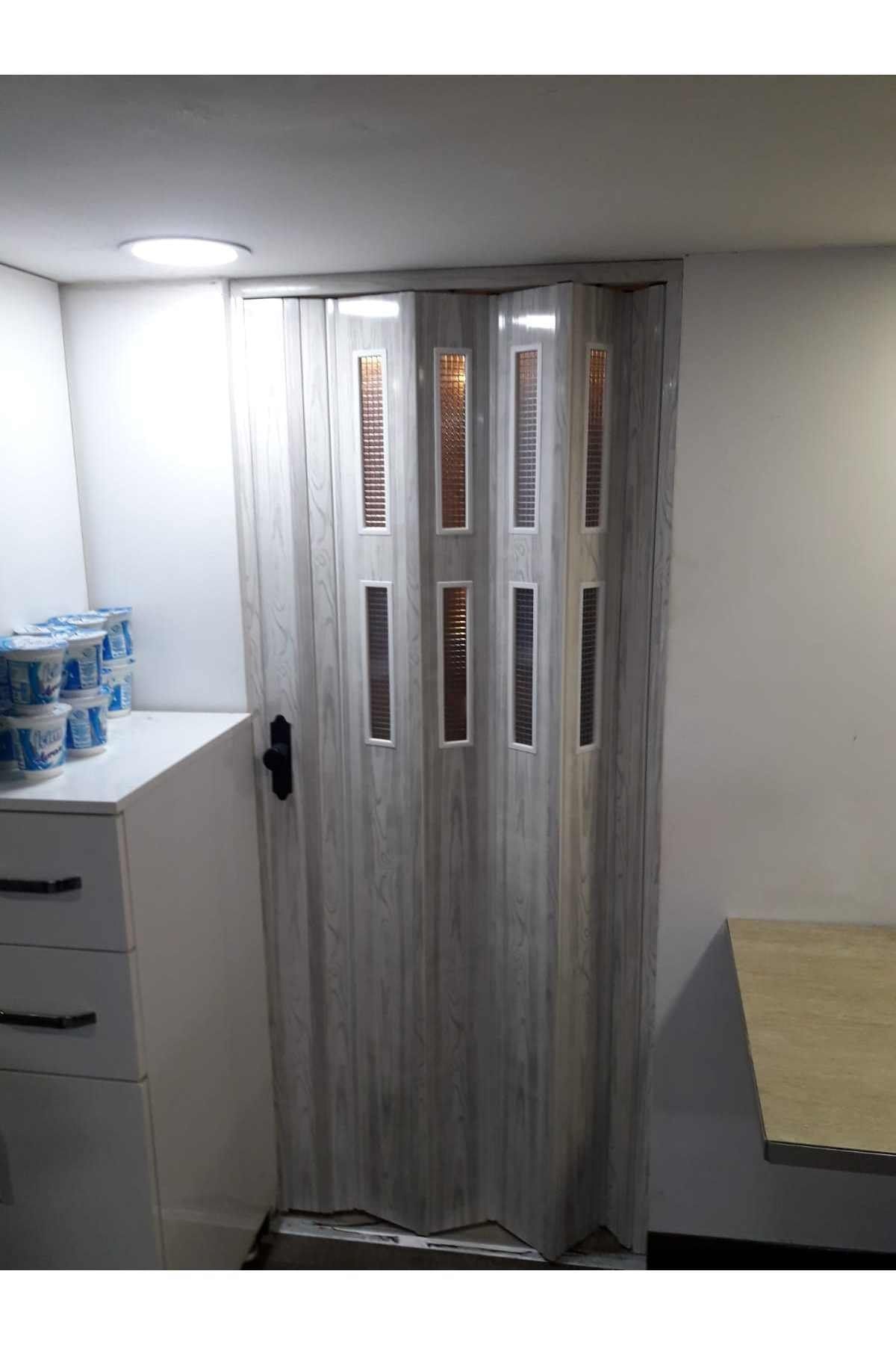 FARAN DEKORASYON Akağaç 2 Sıra Camlı Akordiyon Kap 70x225cm
