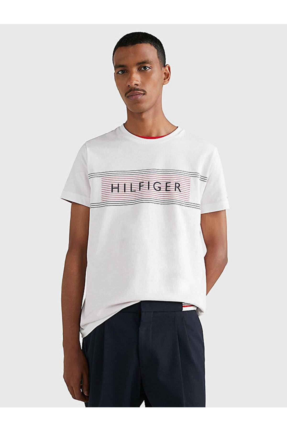 Tommy Hilfiger Men s Regular Fit Cotton Round Collar T Shirt