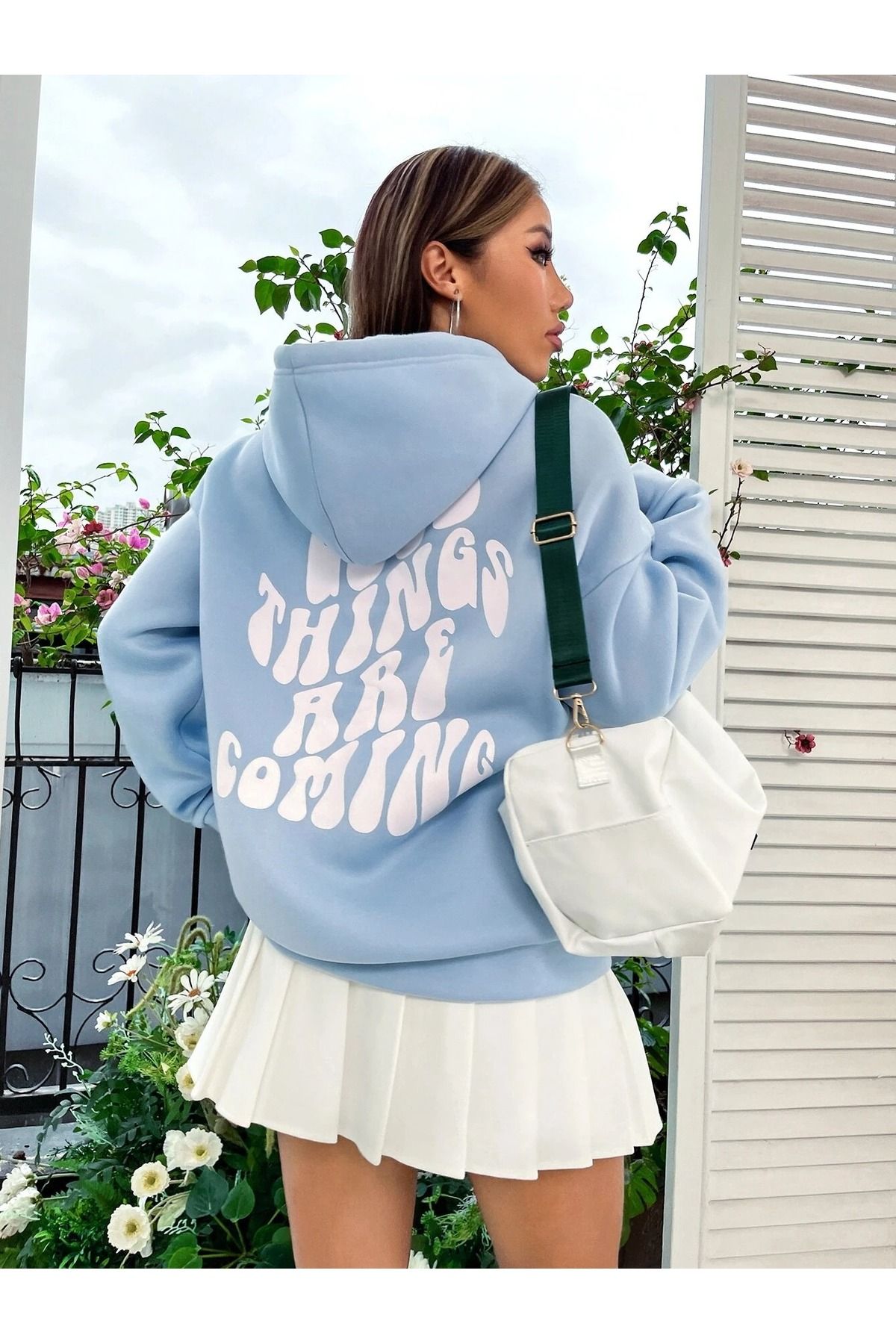 MODAR CH Good Things Coming Winter Thick Sweatshirt Baby Blue