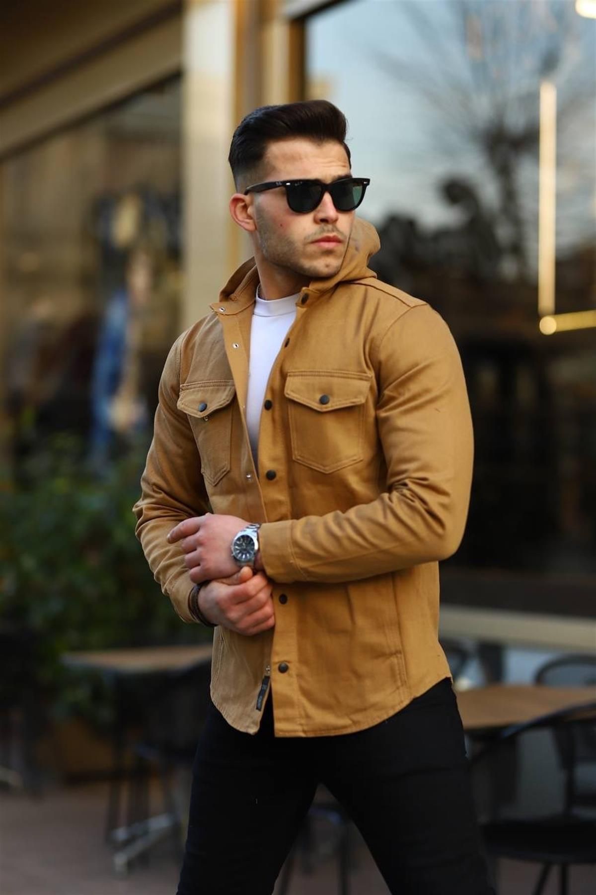 Hooded jean jacket discount outfits