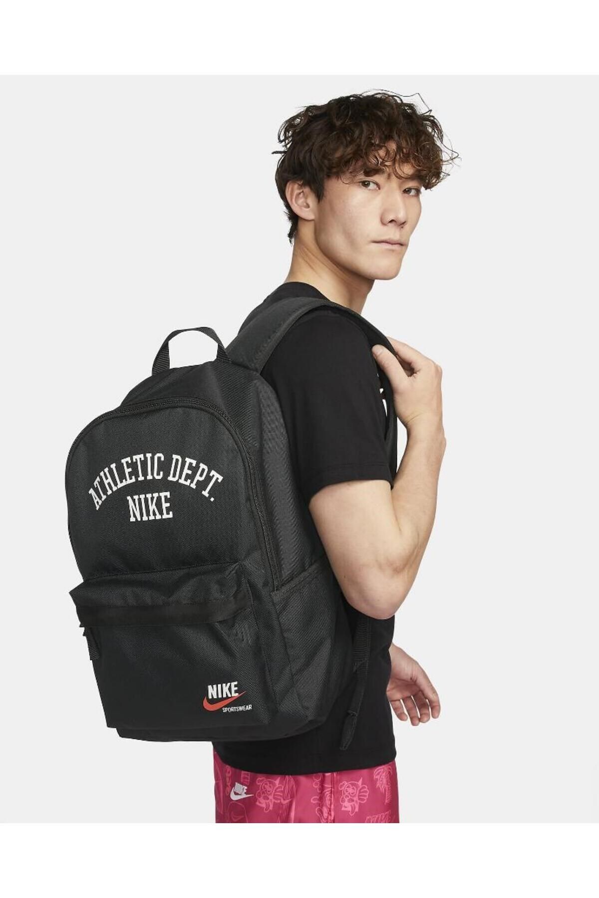 Nike solid backpack new arrivals