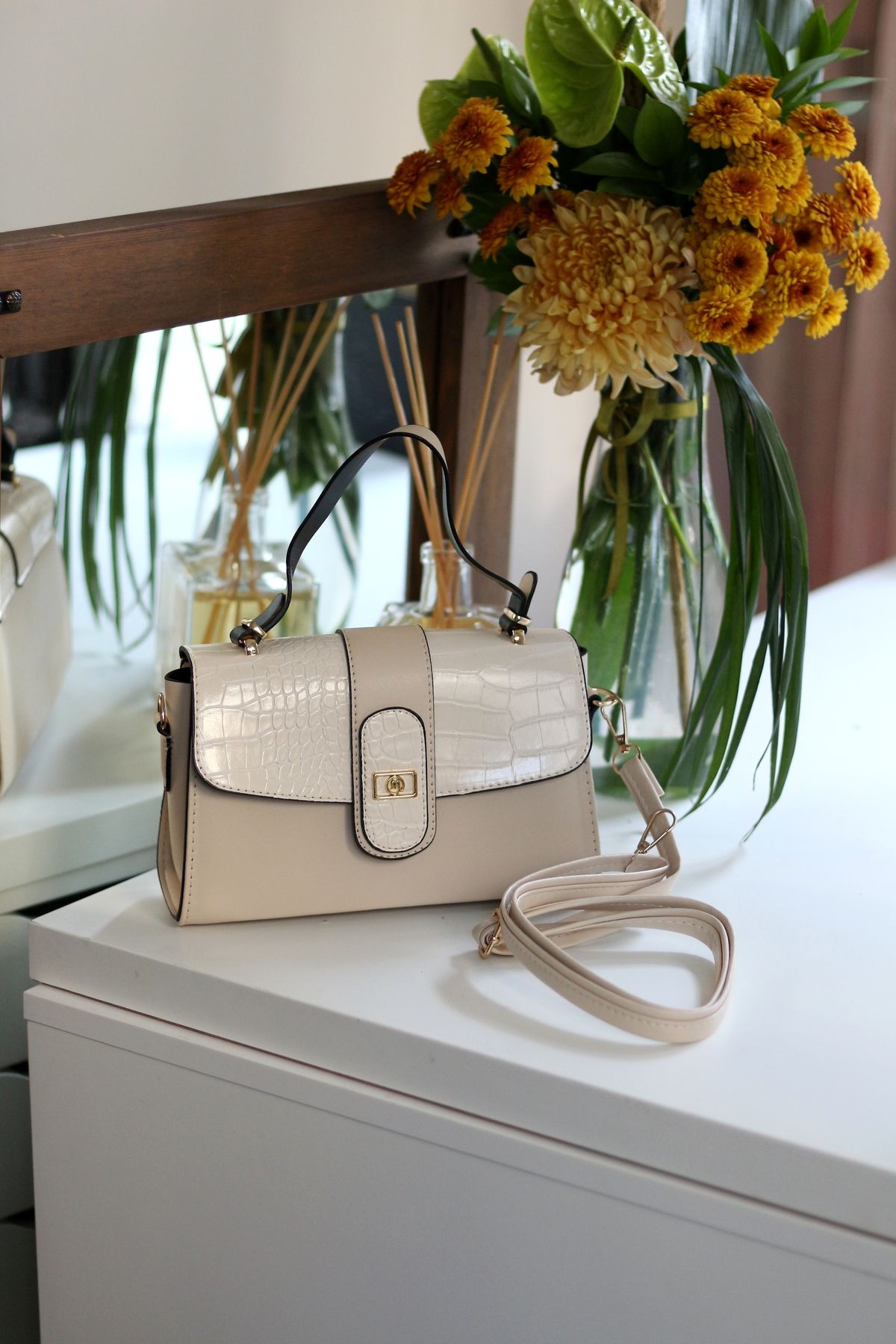 Cream top handle bag store