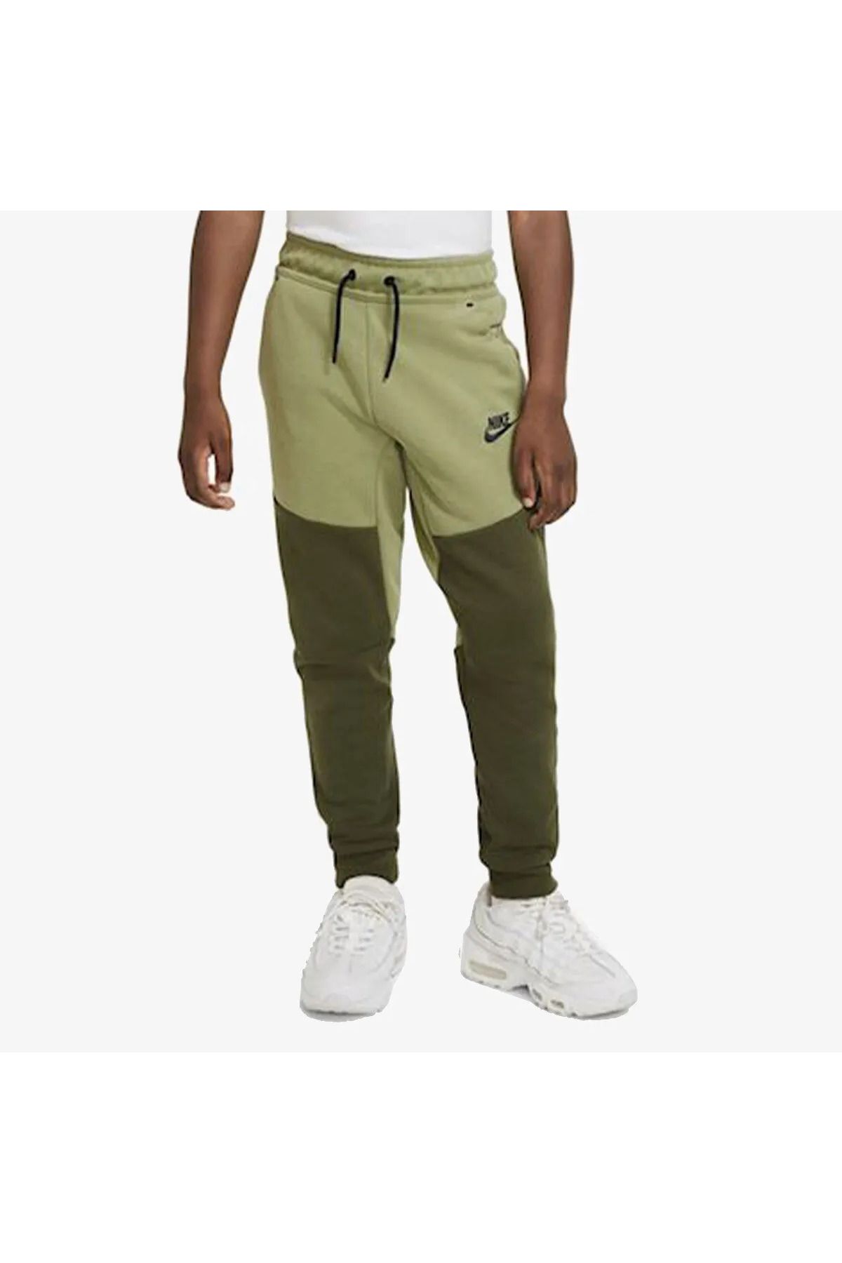 Nike army green store sweatpants