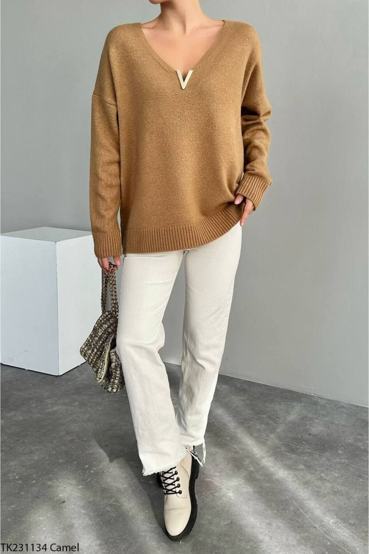 Camel v neck sweater women's sale